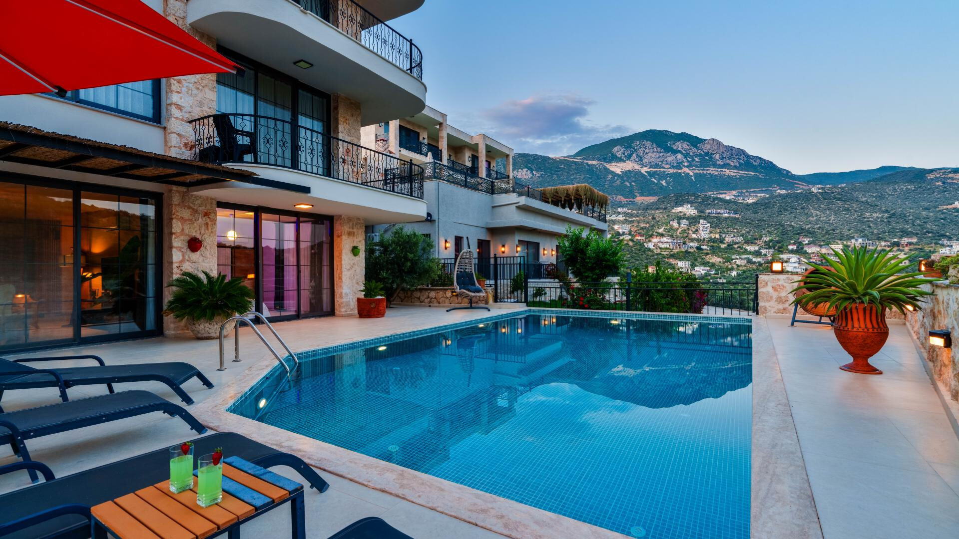 VBK20267 Villa Booking