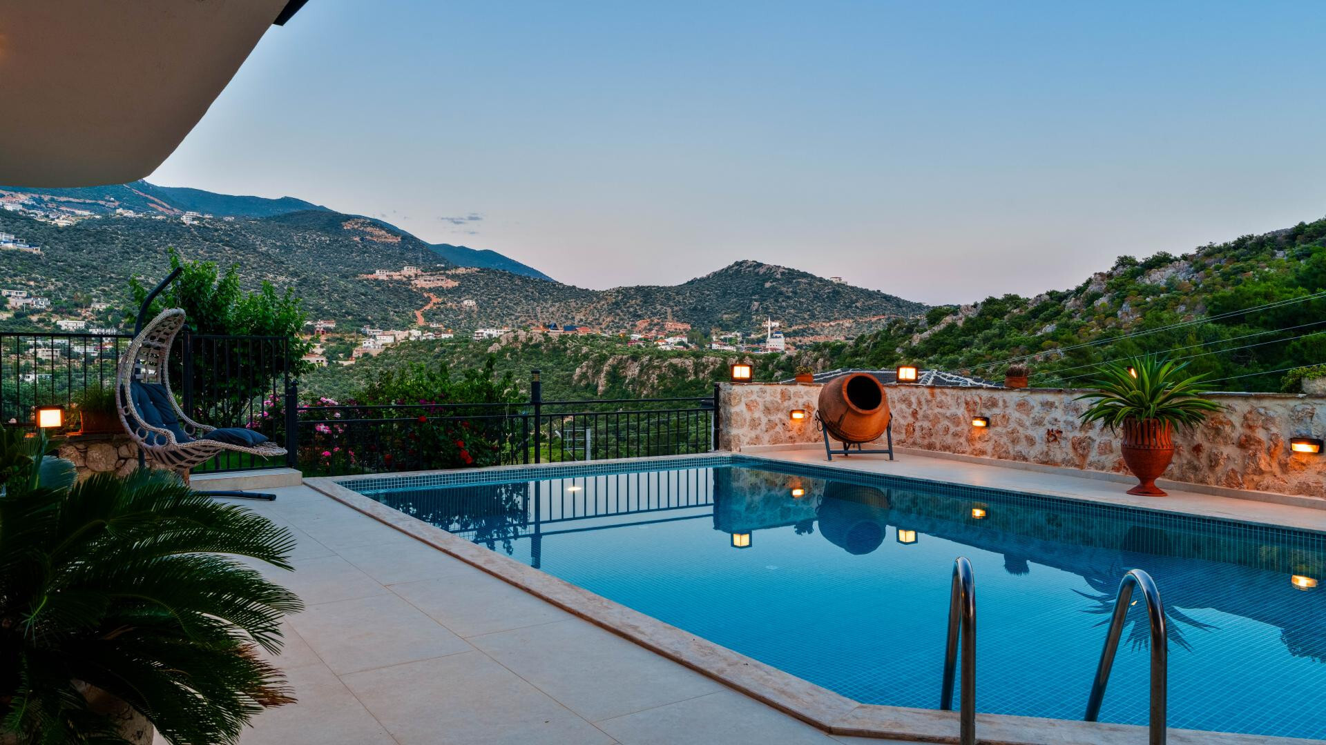 VBK20267 Villa Booking