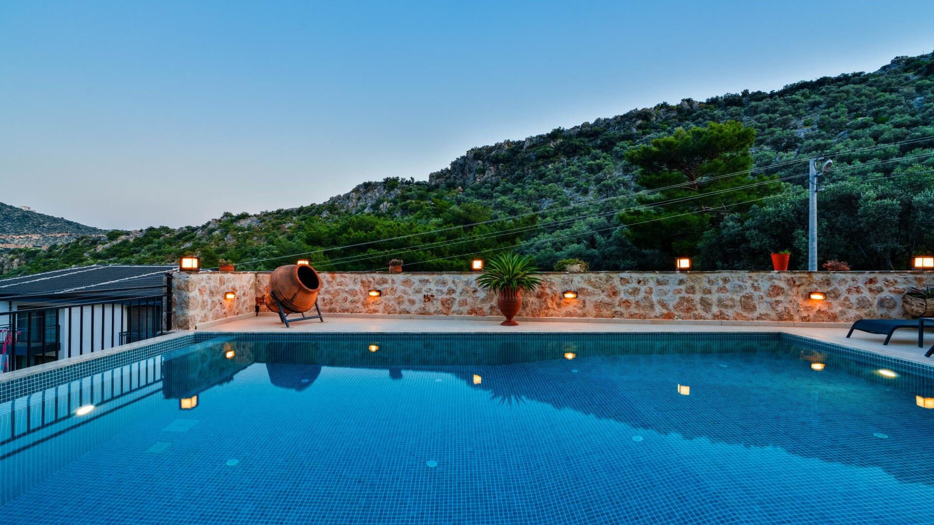 VBK20267 Villa Booking
