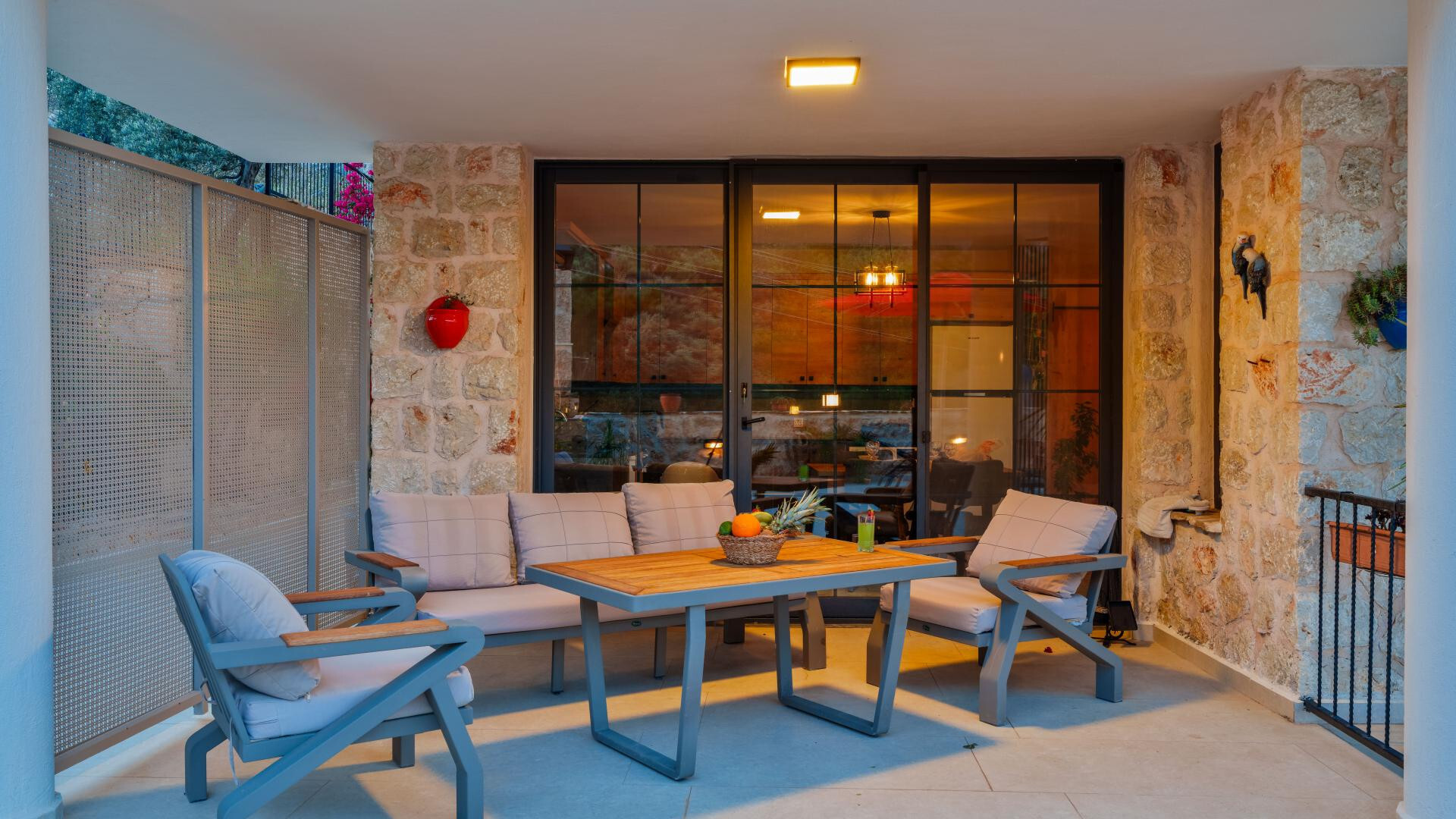 VBK20267 Villa Booking