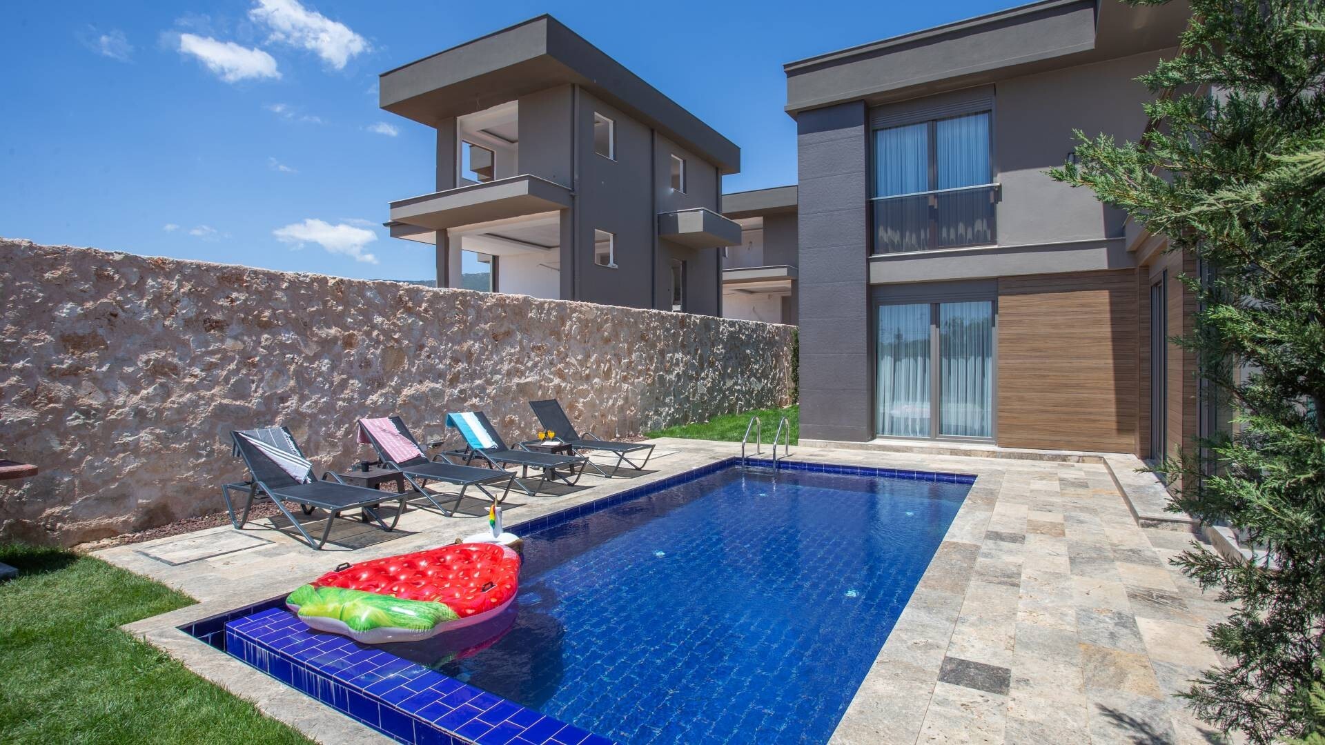 VBK10714 Villa Booking