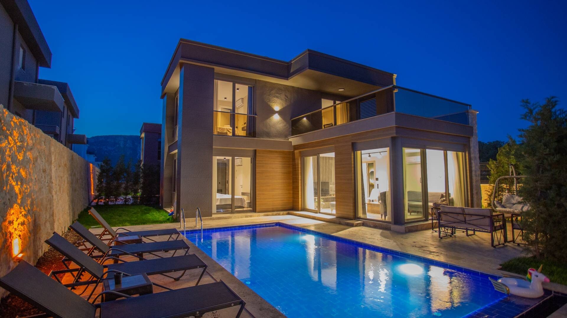VBK10714 Villa Booking