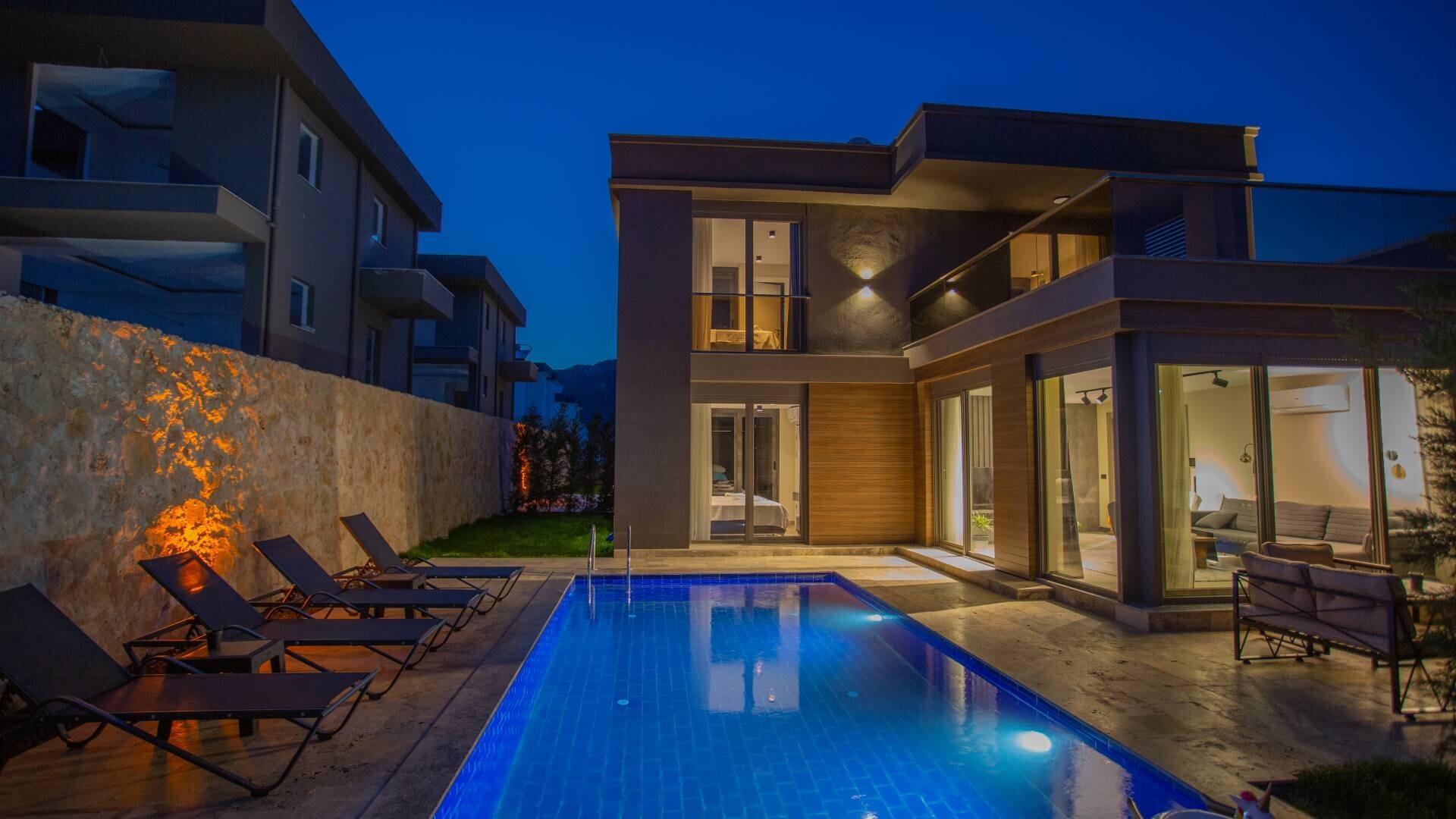 VBK10714 Villa Booking