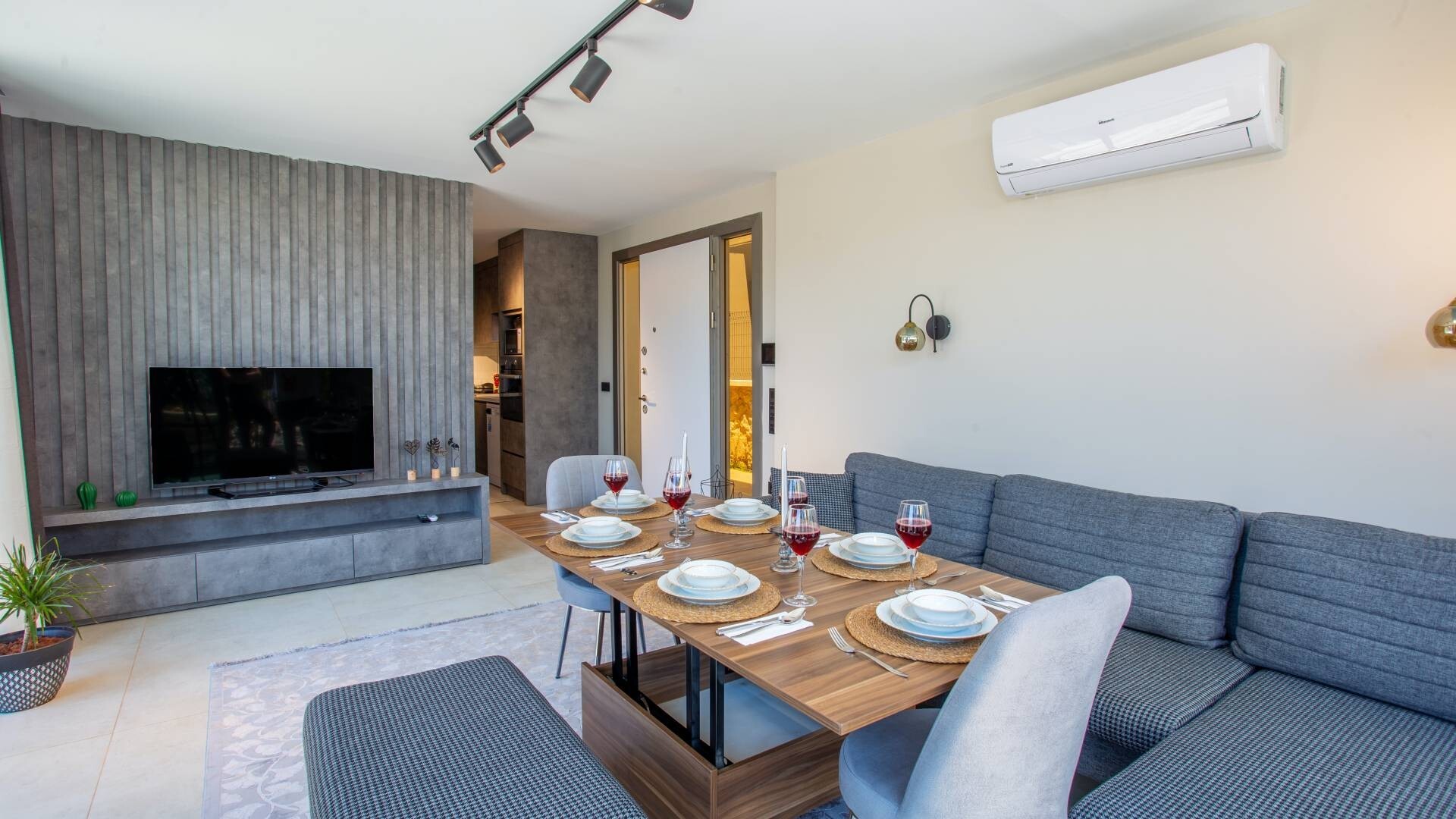 VBK10714 Villa Booking