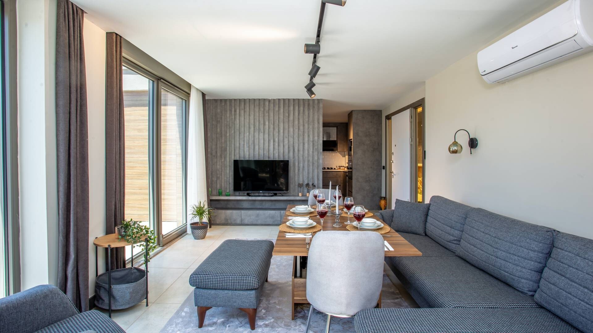 VBK10714 Villa Booking