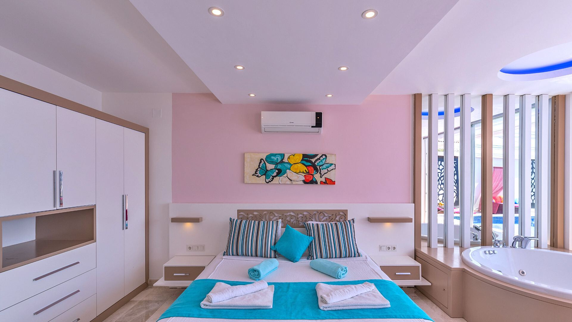 VBK24238 Villa Booking