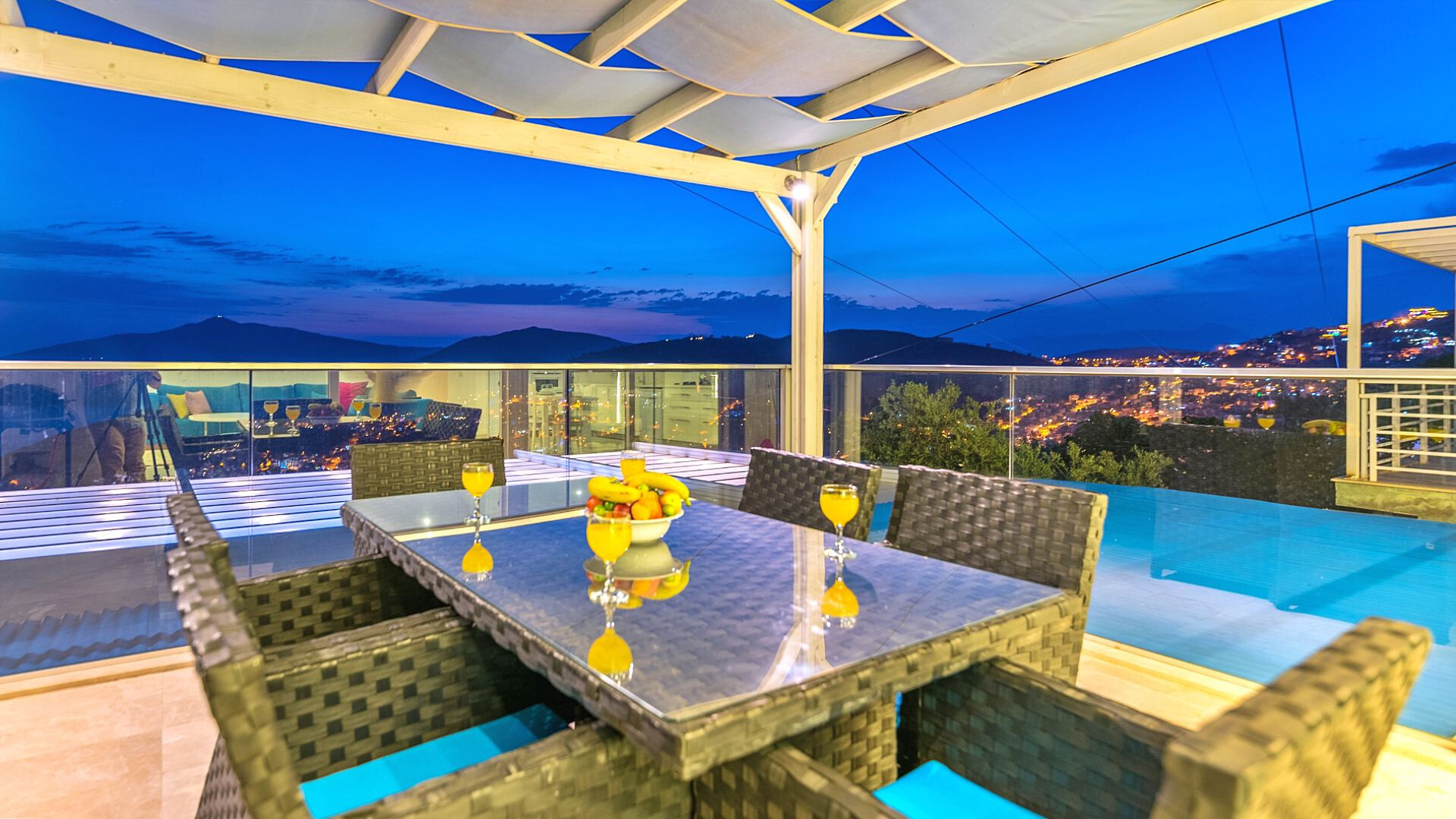 VBK24238 Villa Booking