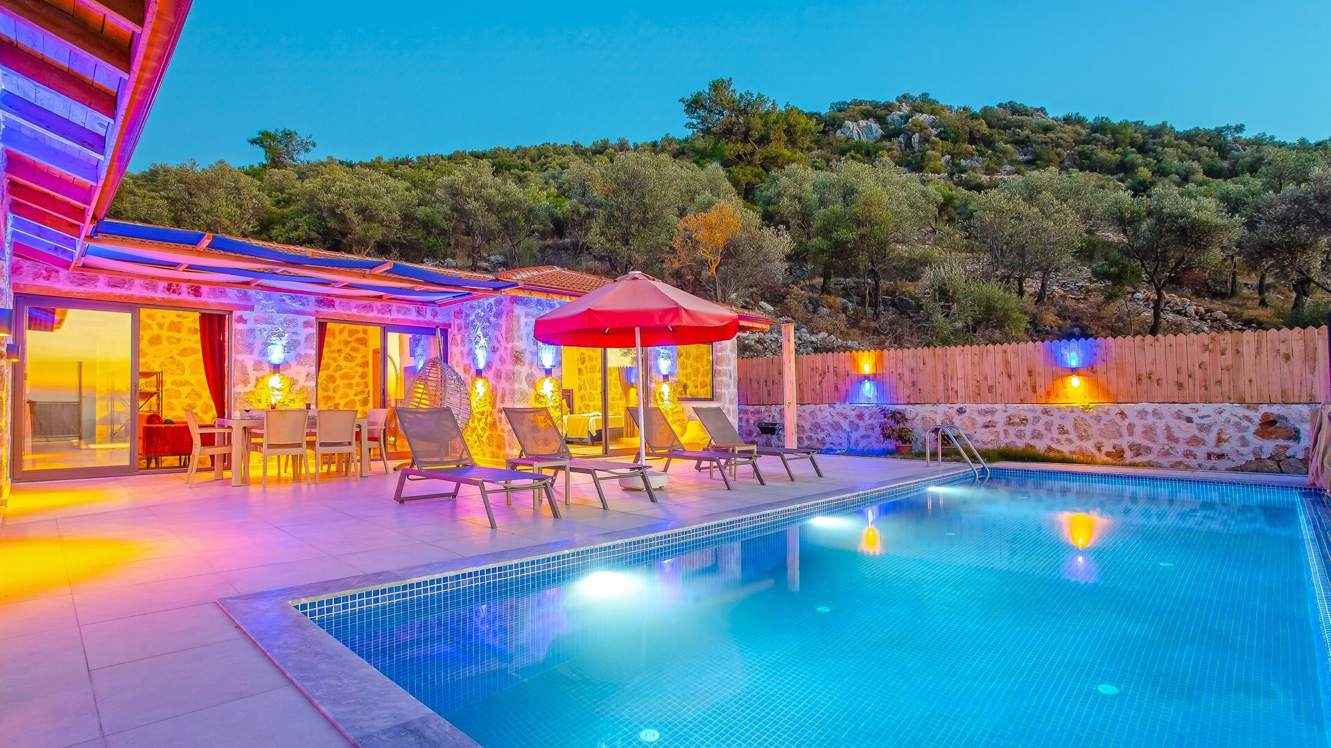 VBK15390 Villa Booking