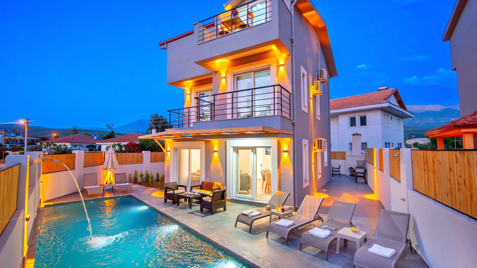 VBK29660 Villa Booking