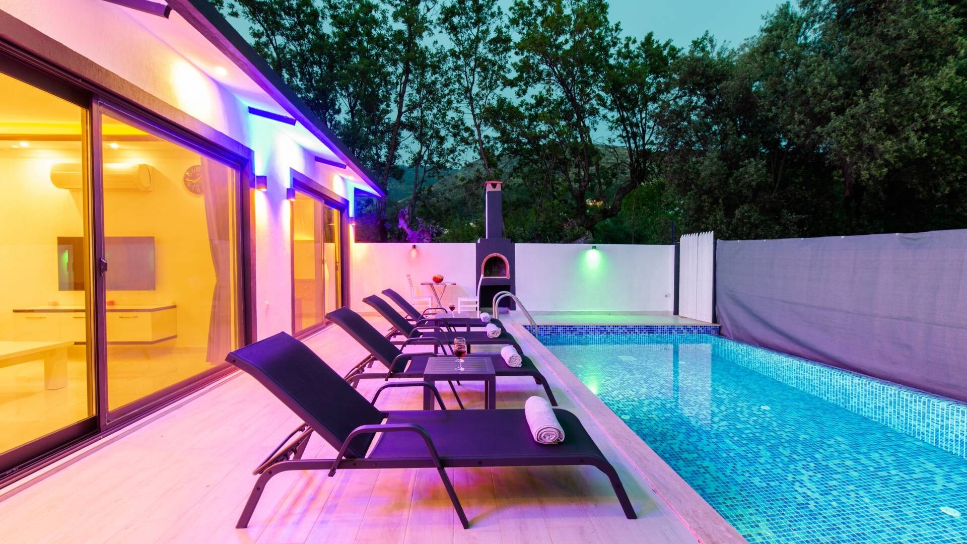 VBK88741 Villa Booking