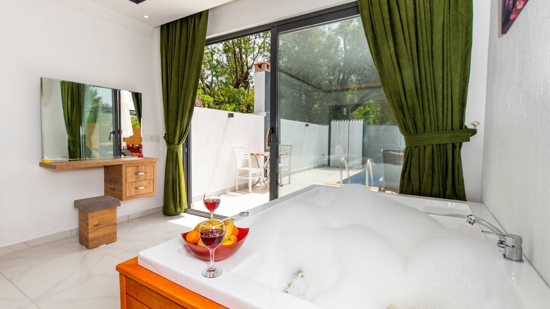 VBK88741 Villa Booking