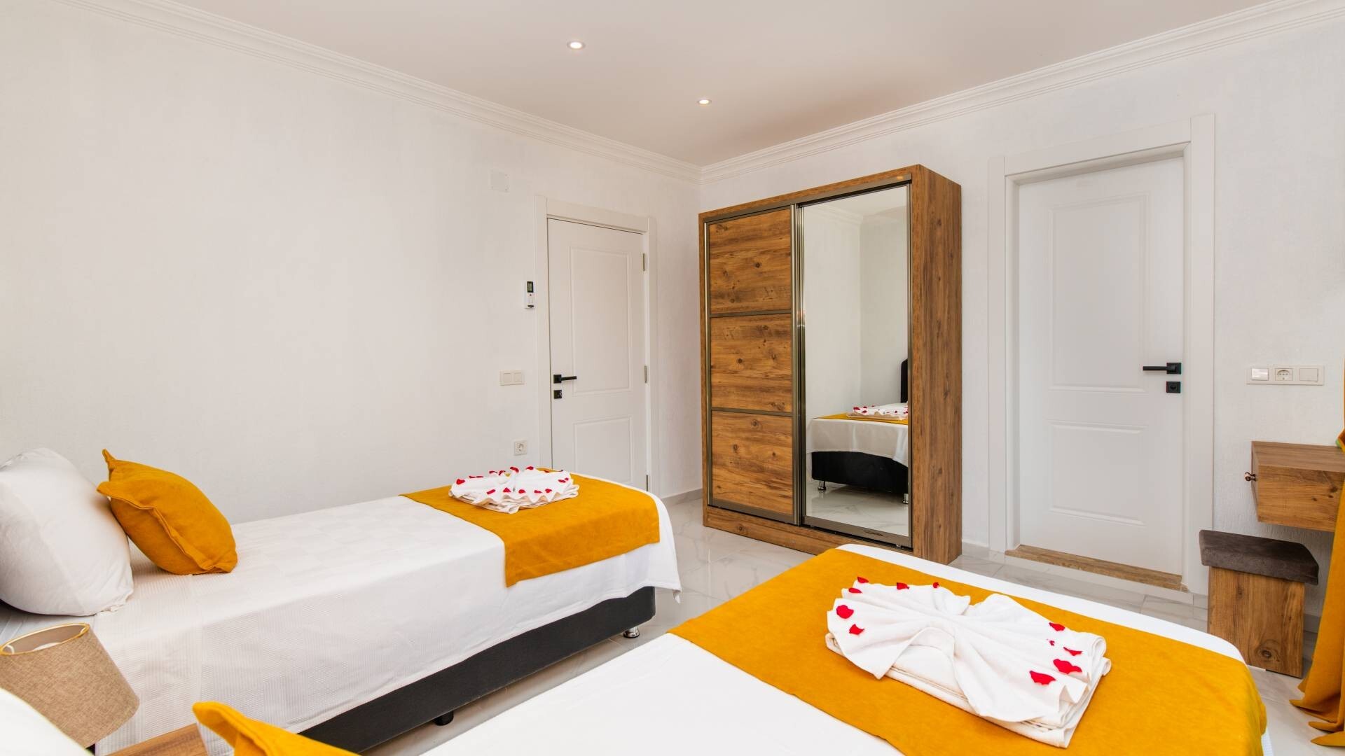 VBK88741 Villa Booking