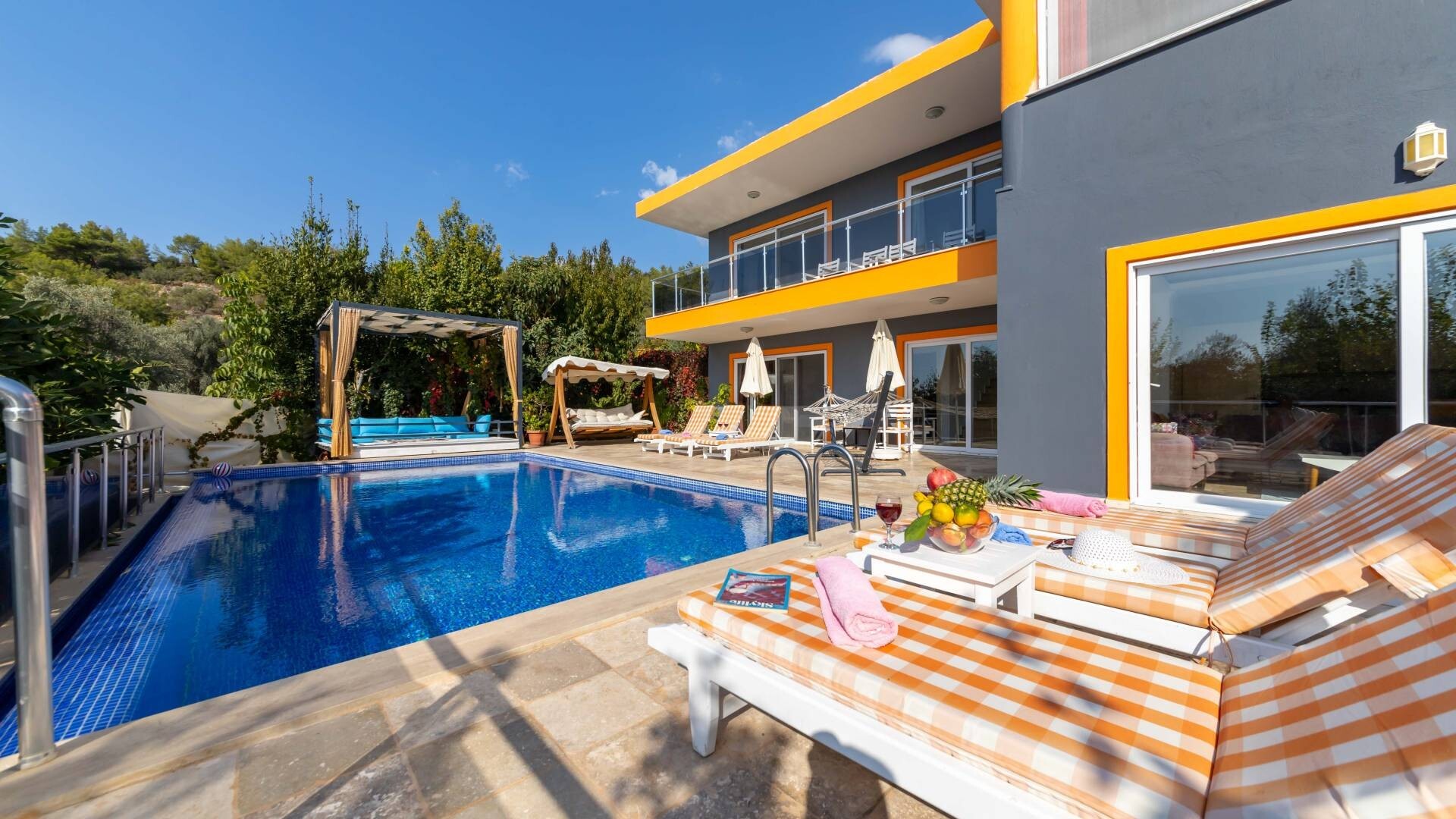 VBK51111 Villa Booking
