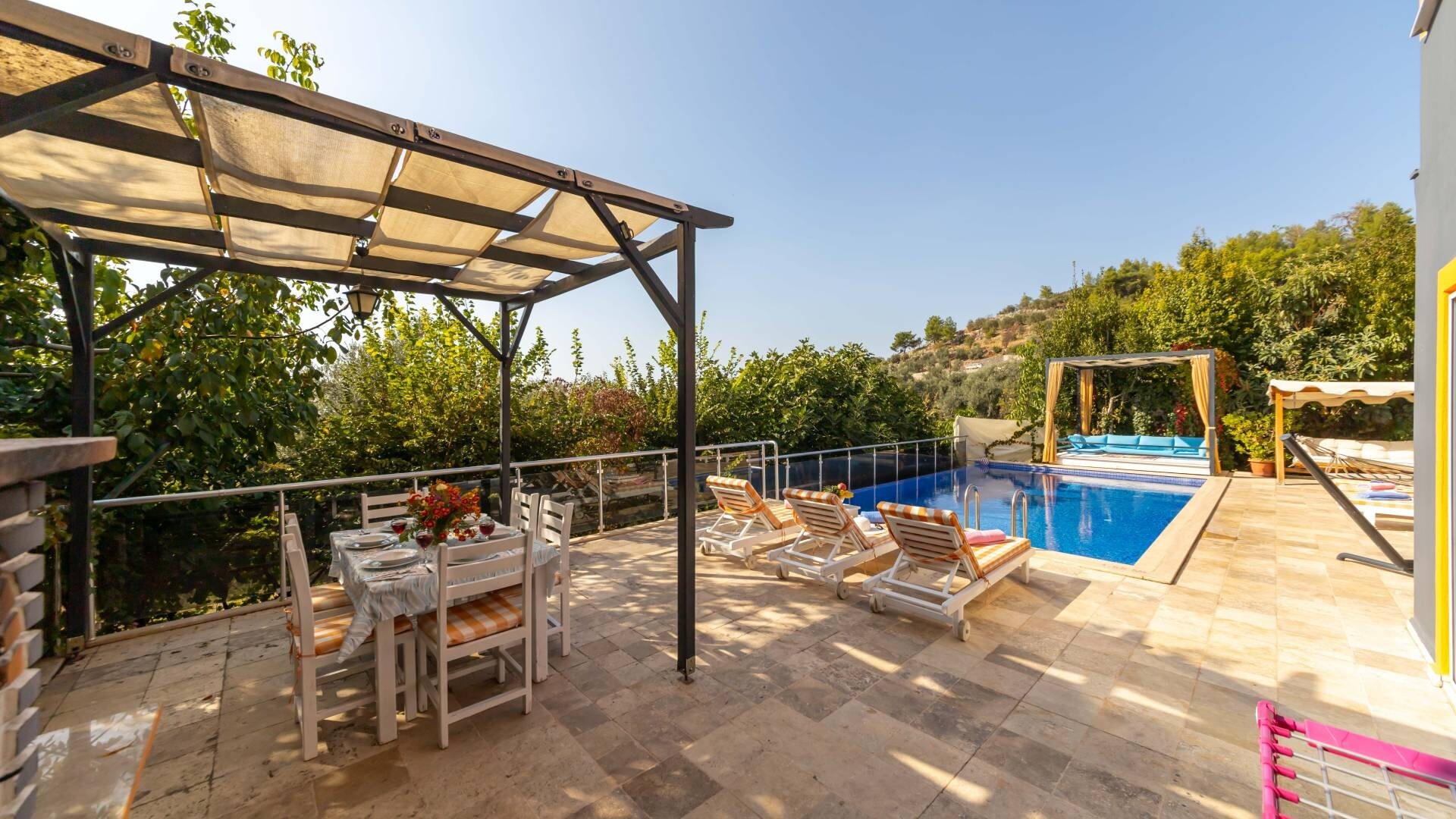 VBK51111 Villa Booking
