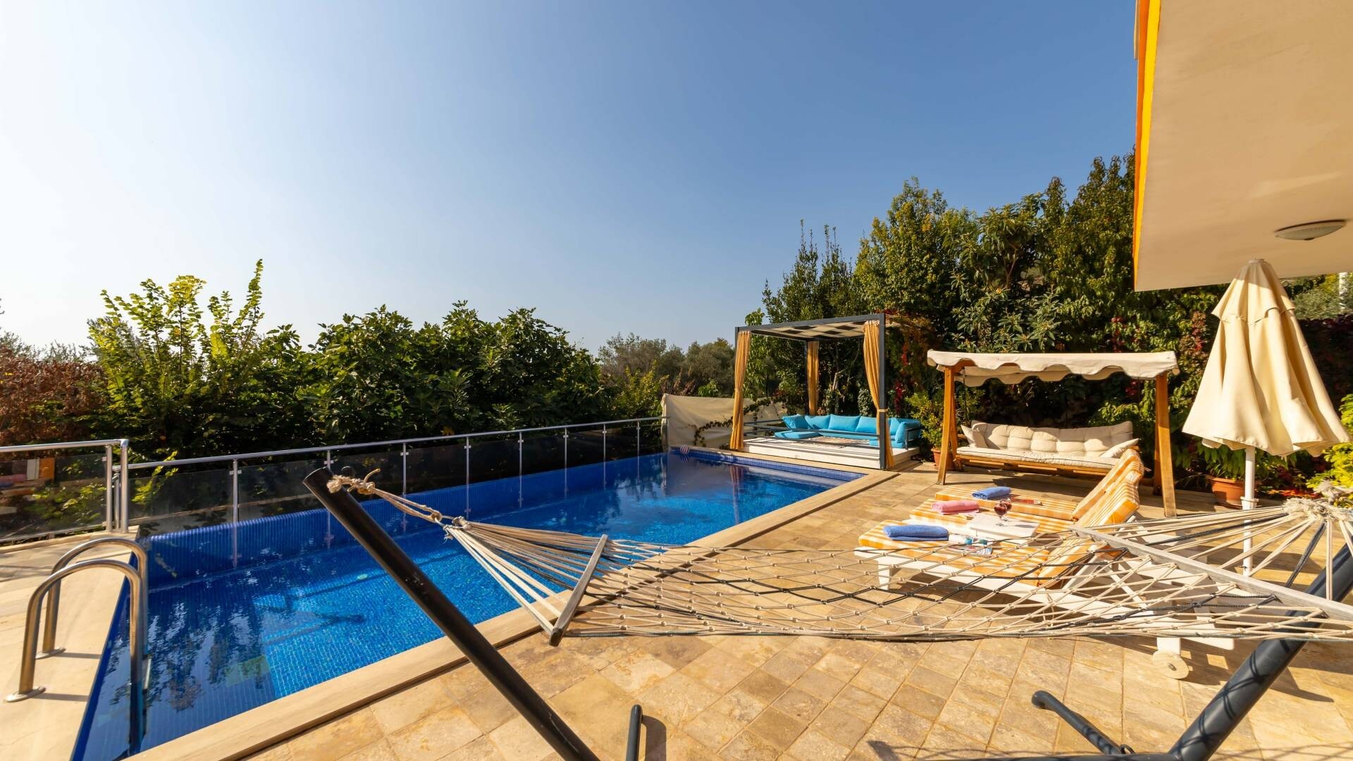 VBK51111 Villa Booking
