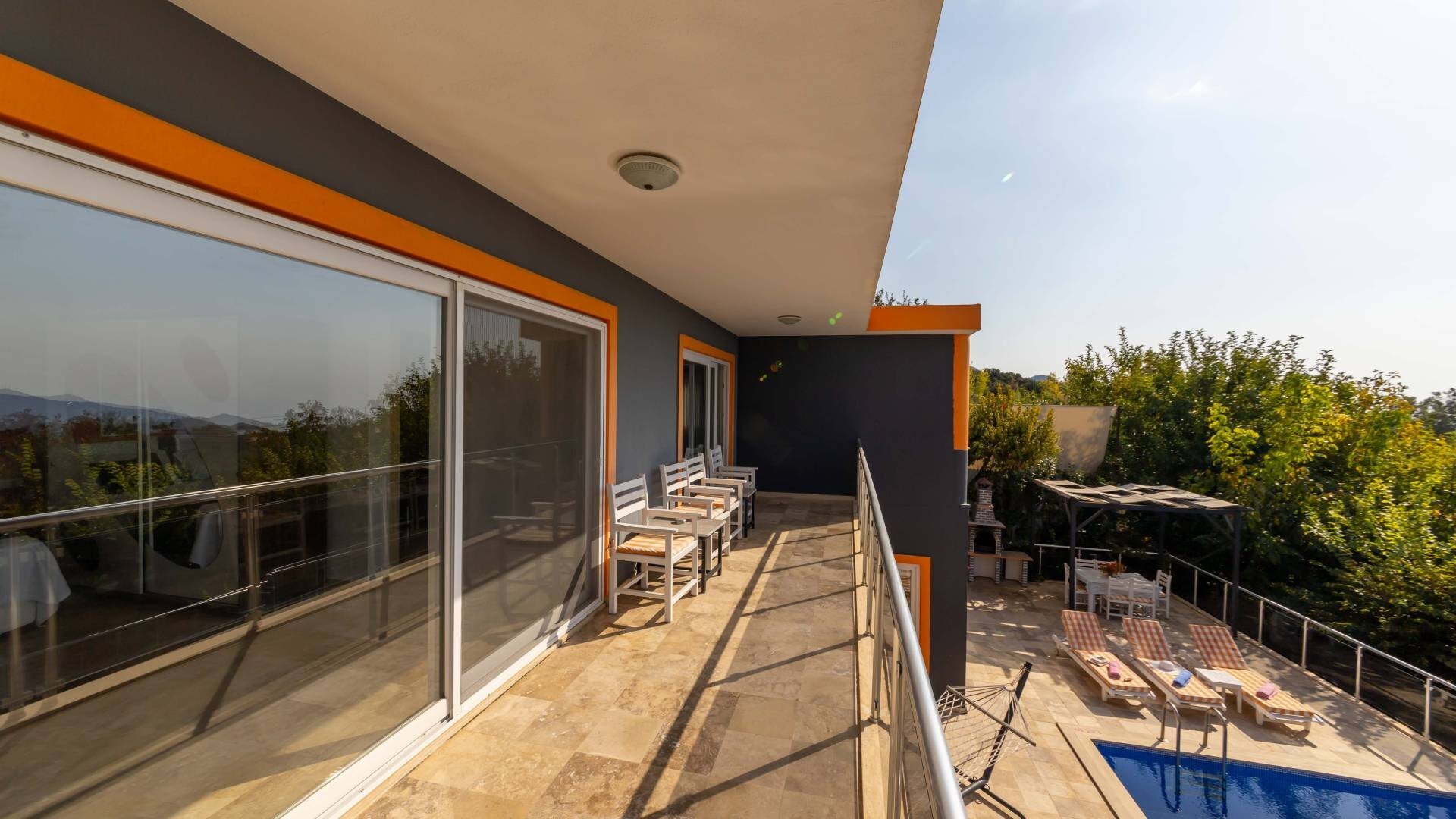 VBK51111 Villa Booking