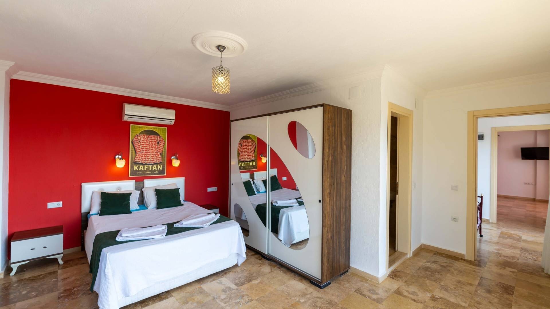 VBK51111 Villa Booking