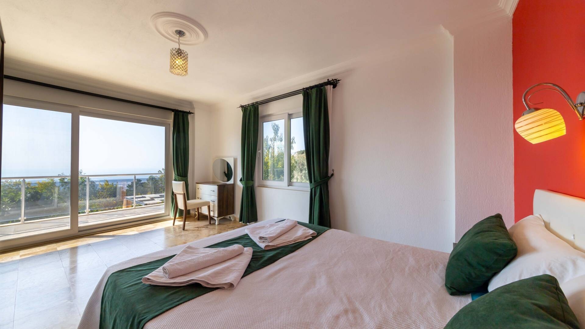 VBK51111 Villa Booking