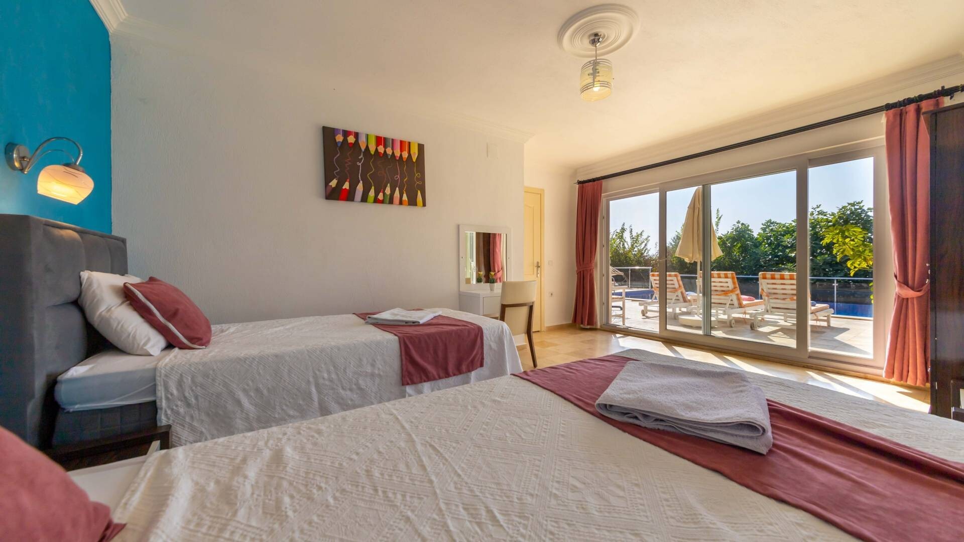 VBK51111 Villa Booking