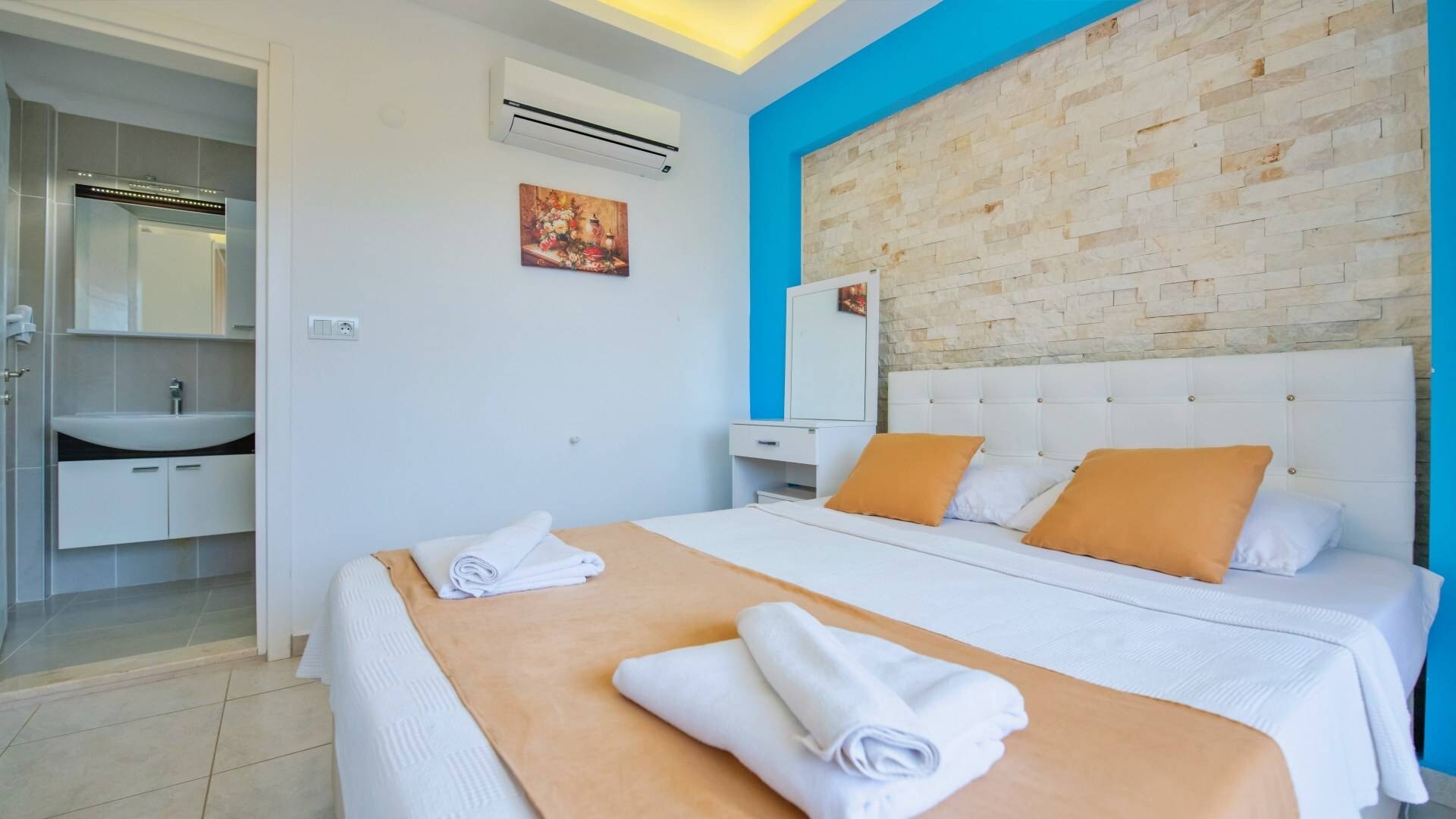 VBK63049 Villa Booking