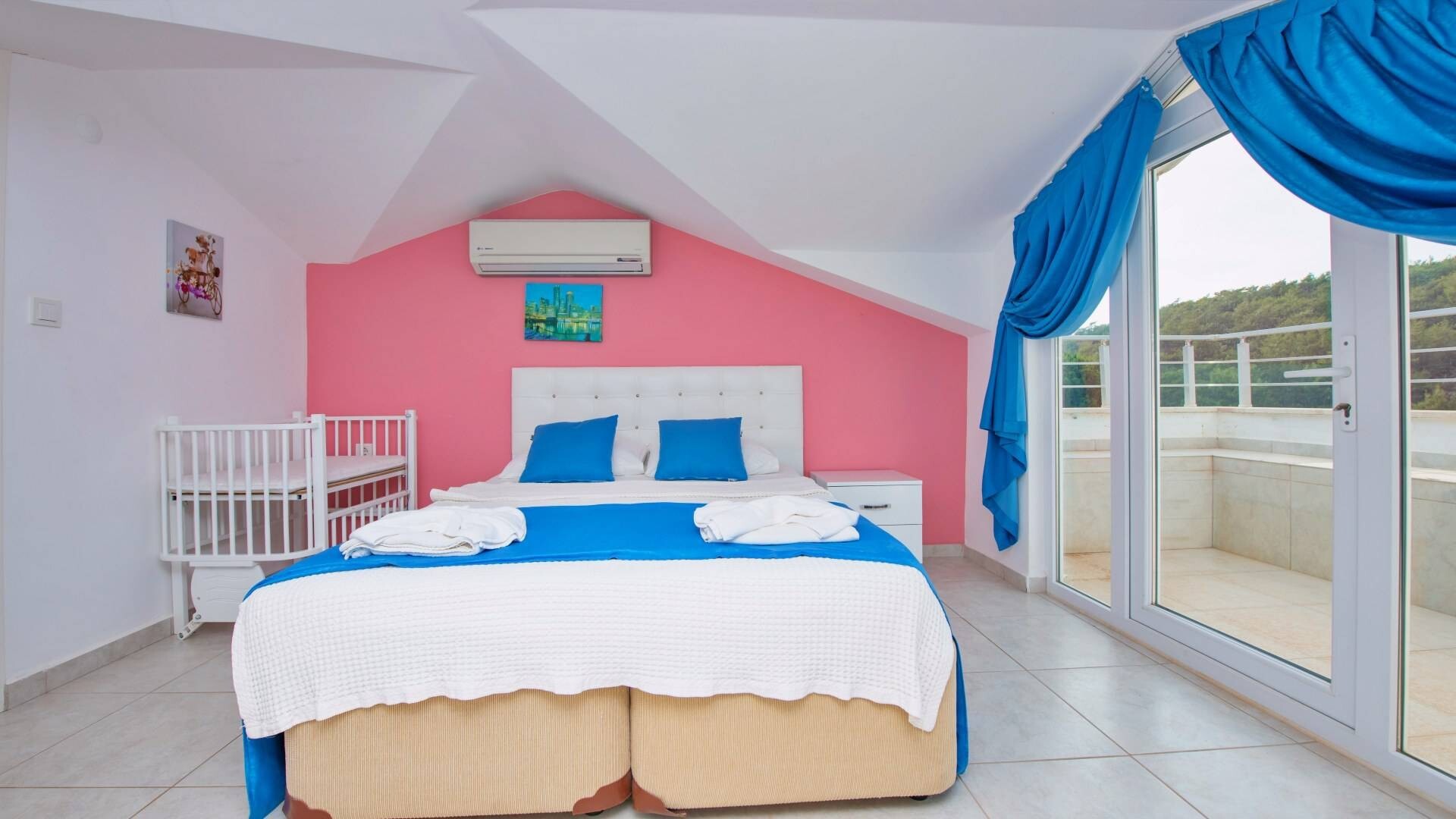 VBK63049 Villa Booking