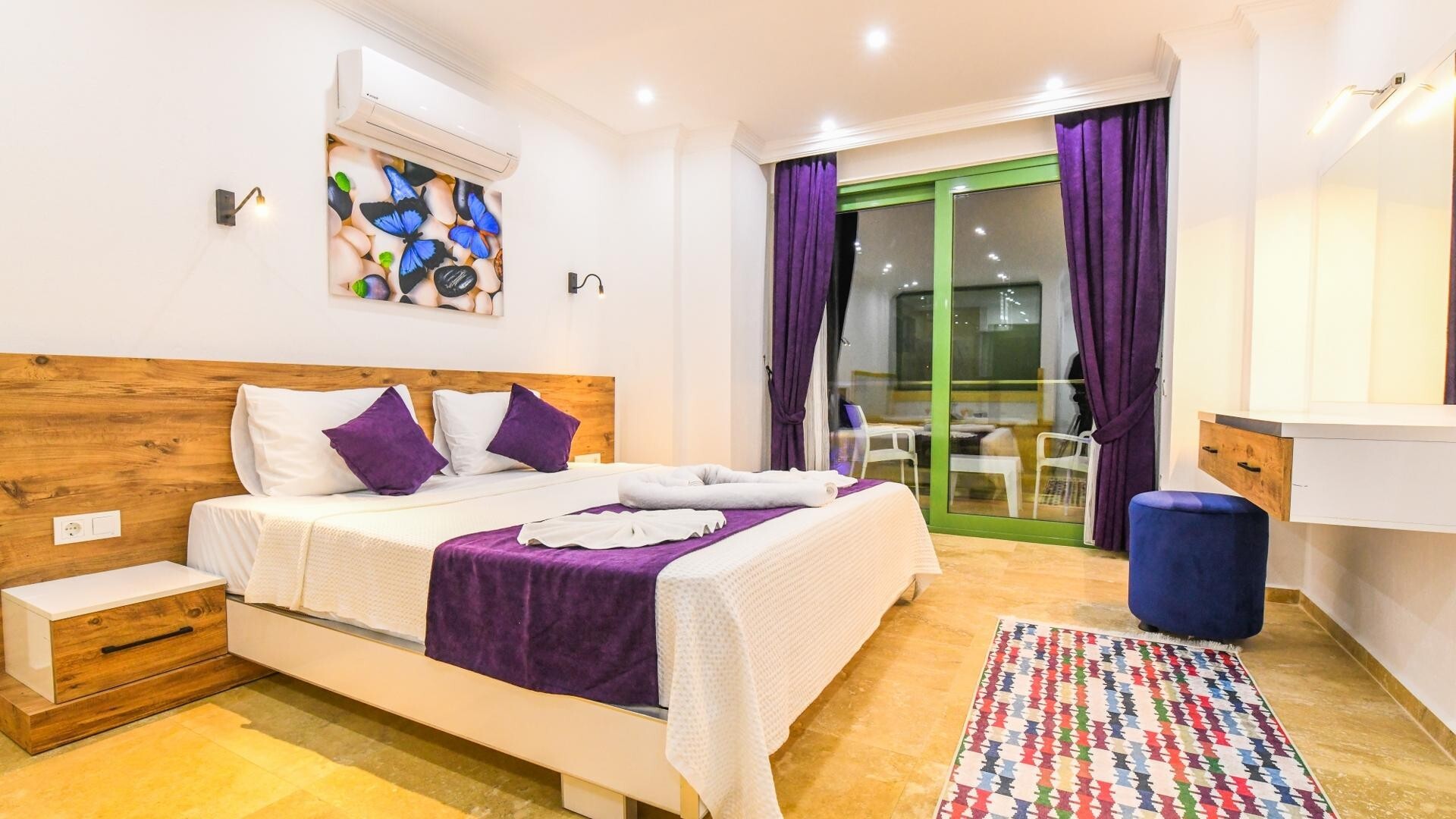VBK70425 Villa Booking
