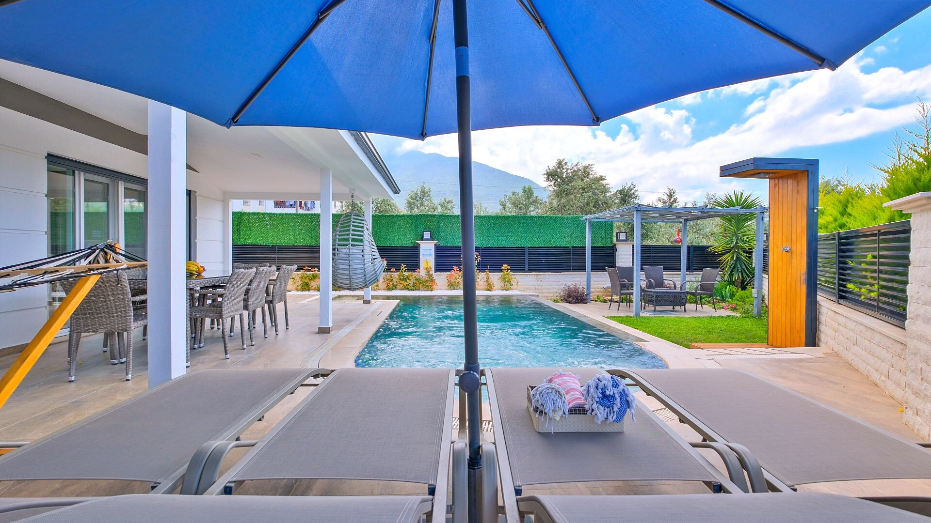 VBK47712 Villa Booking