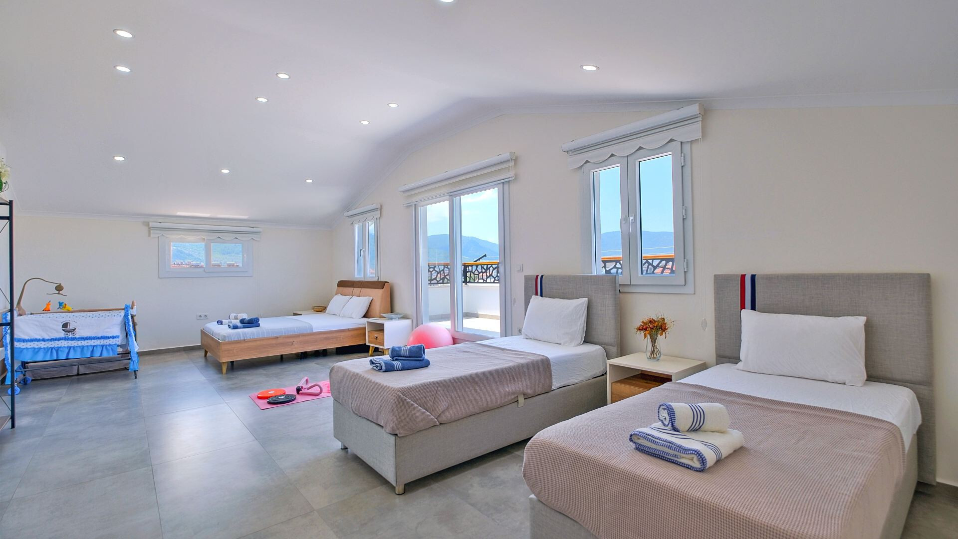 VBK47712 Villa Booking