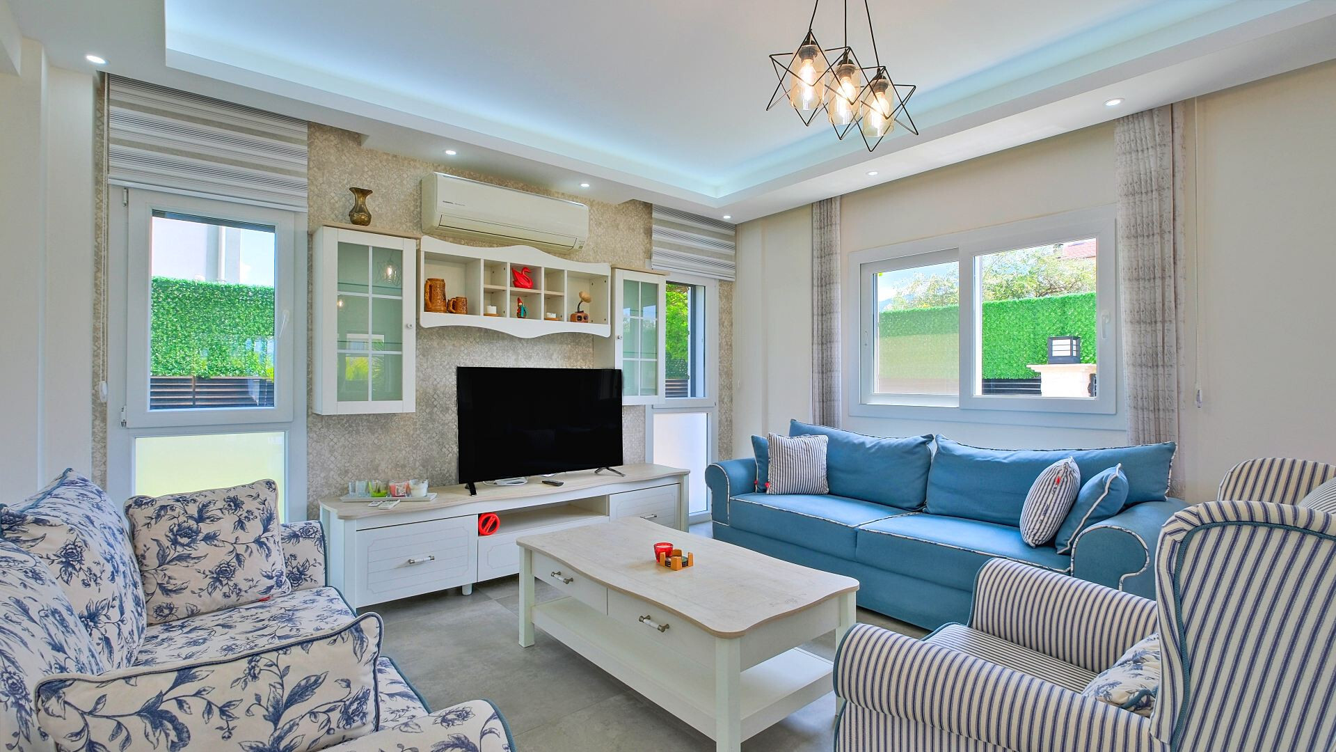 VBK47712 Villa Booking