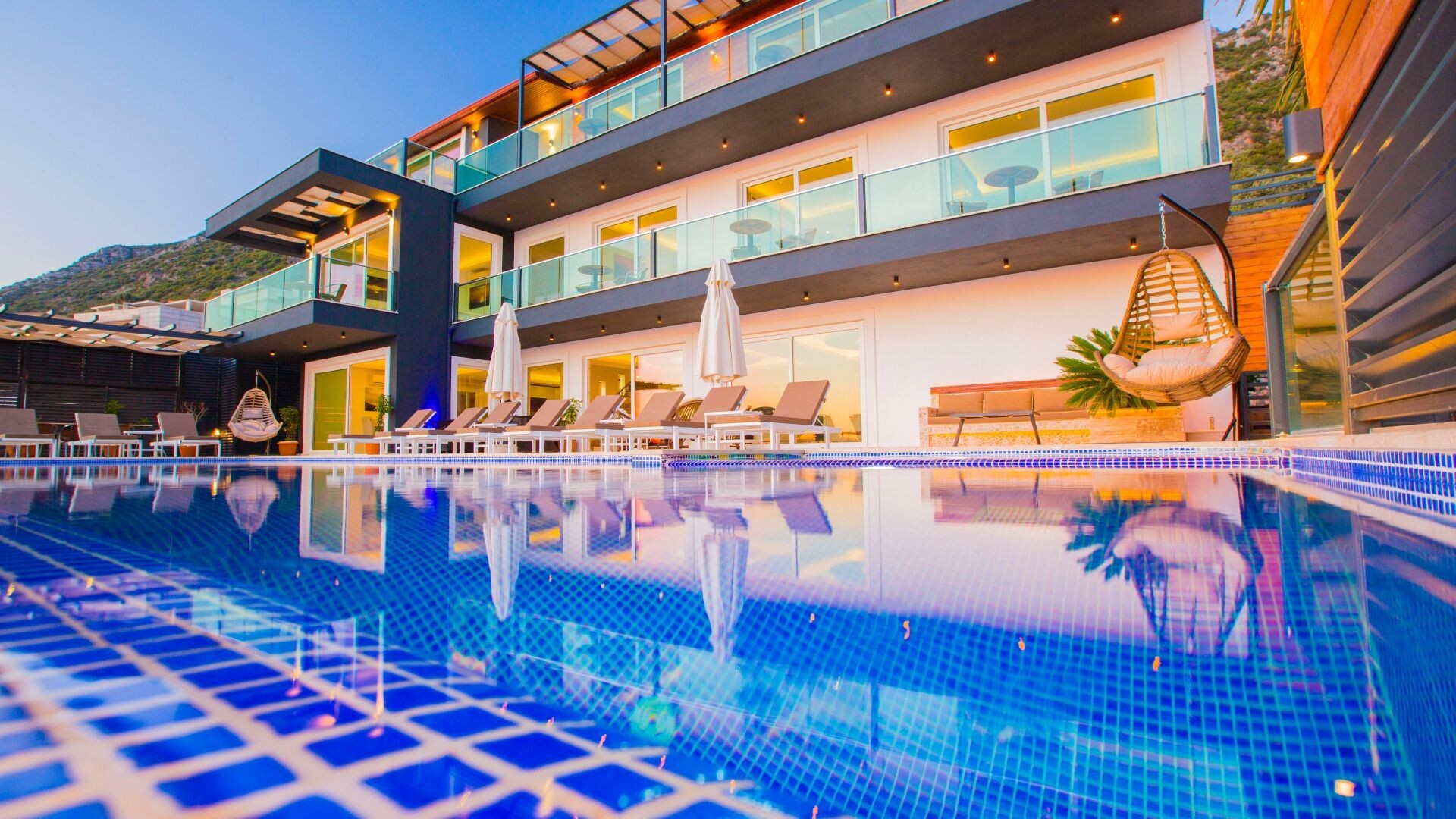 VBK13534 Villa Booking