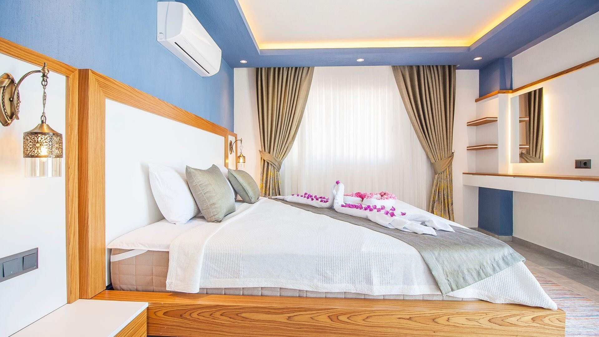 VBK87558 Villa Booking