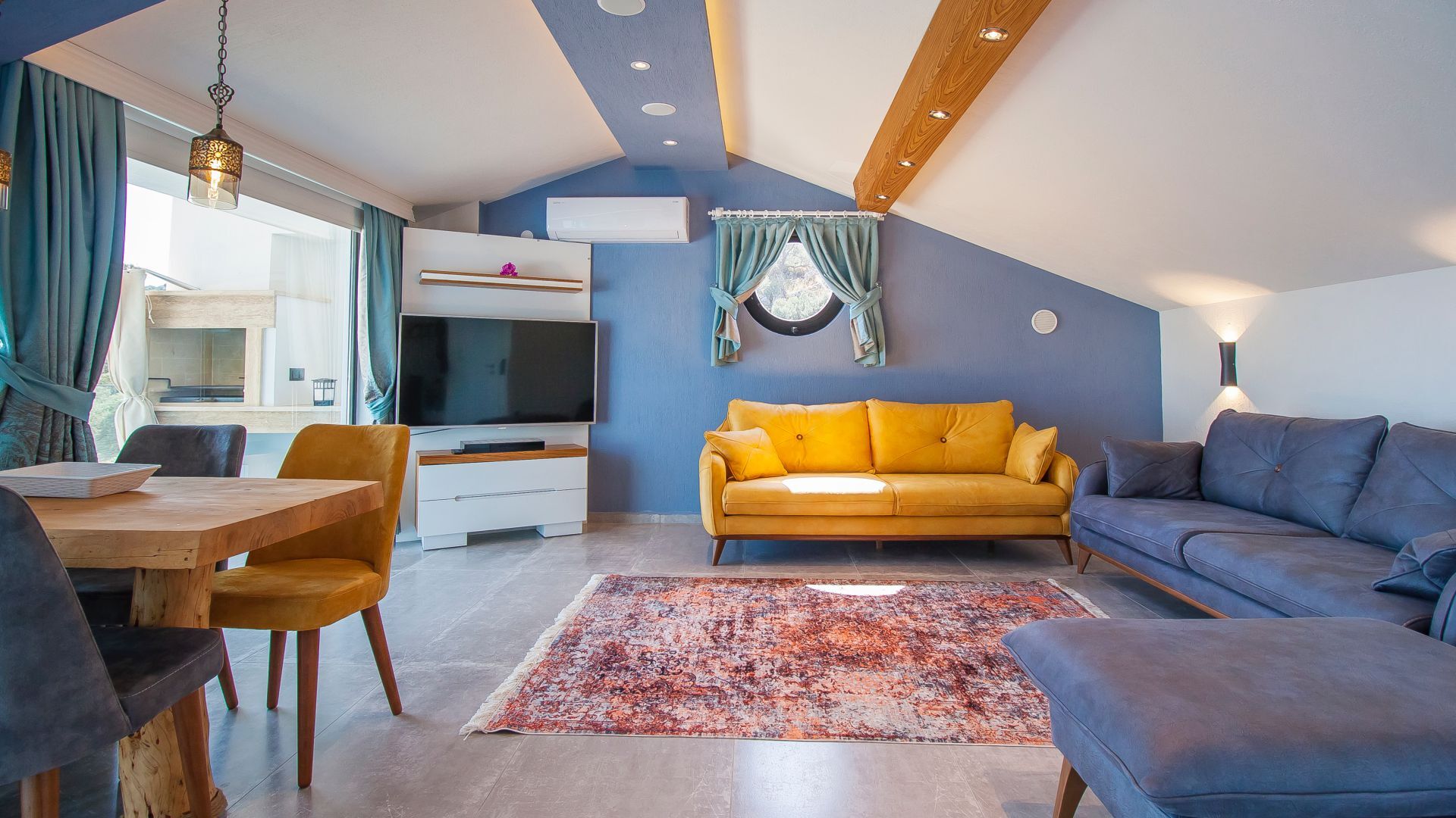 VBK87558 Villa Booking