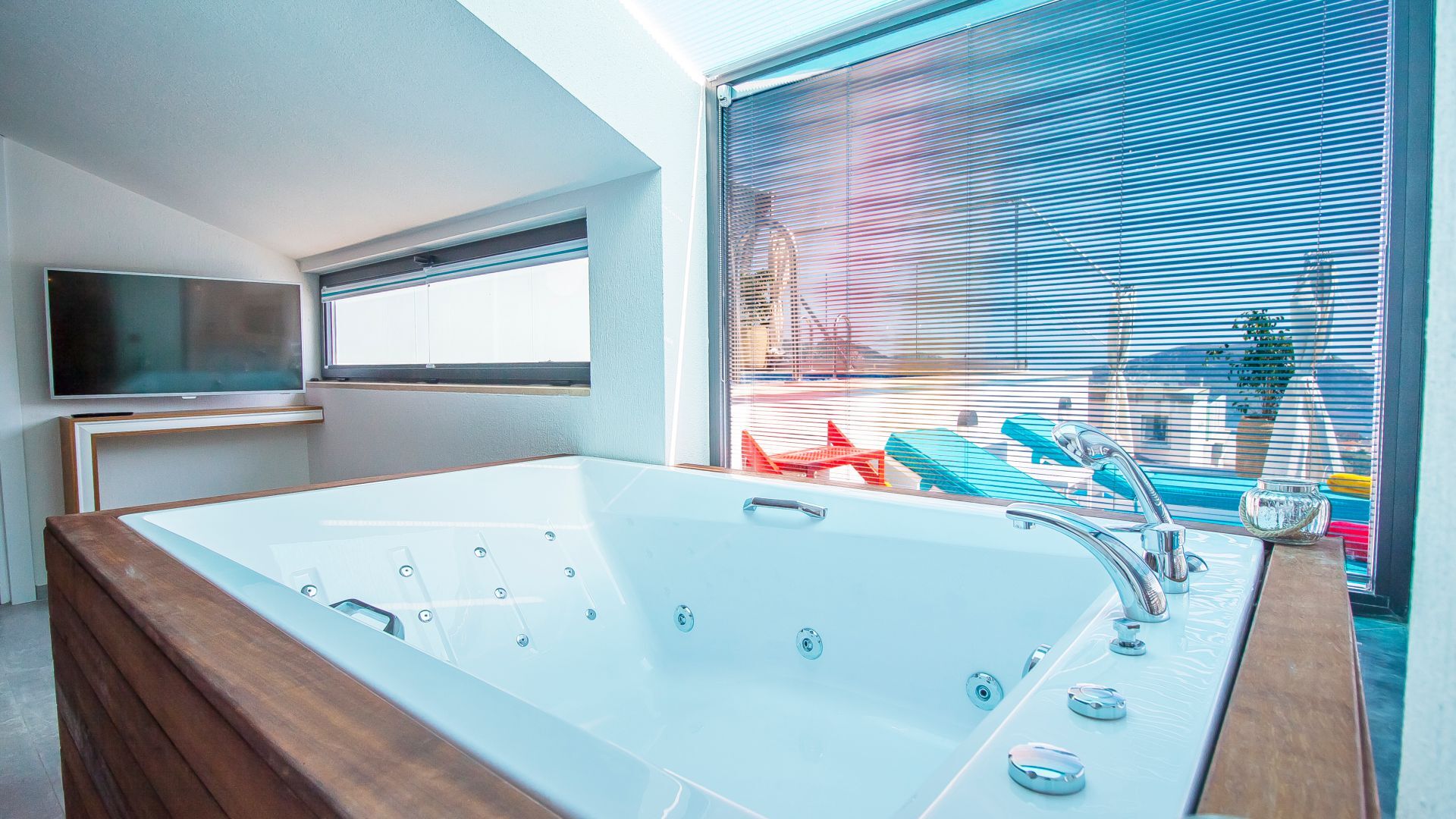 VBK87558 Villa Booking