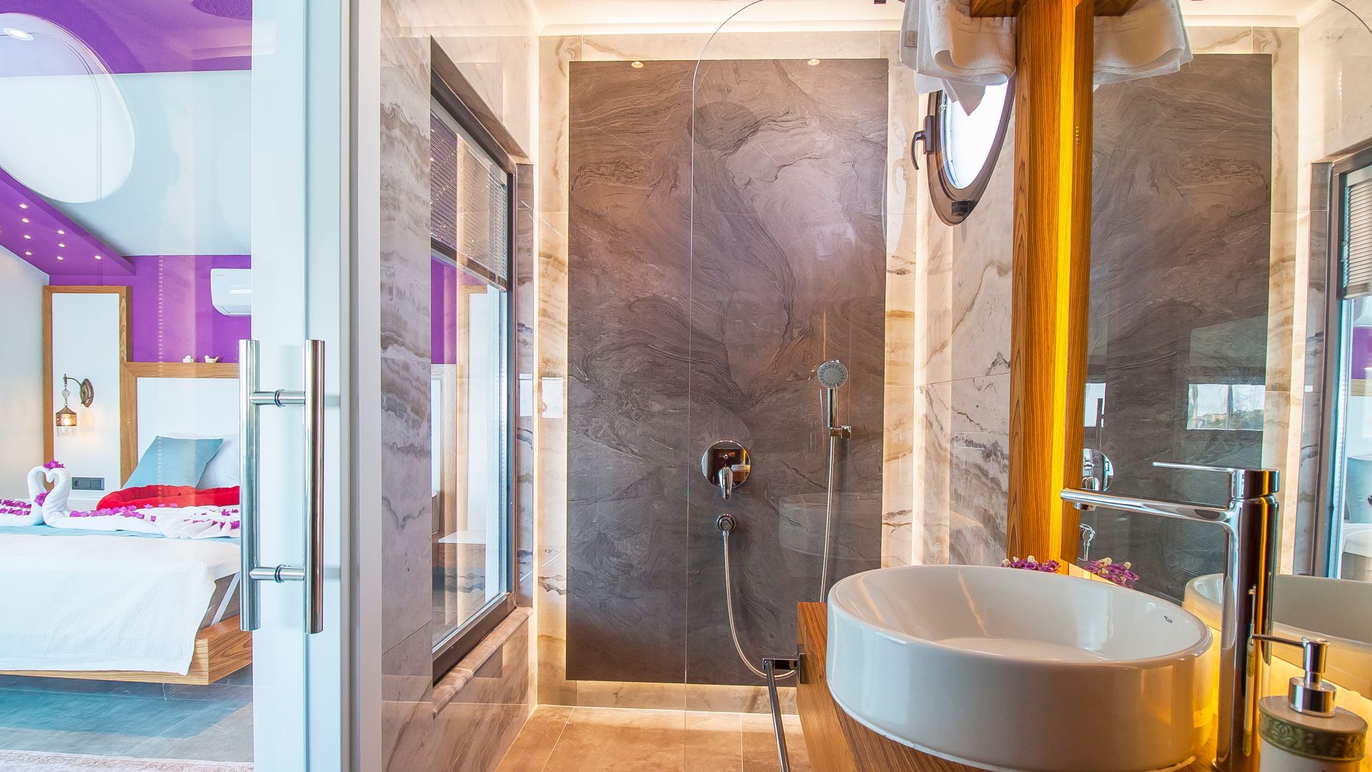VBK87558 Villa Booking
