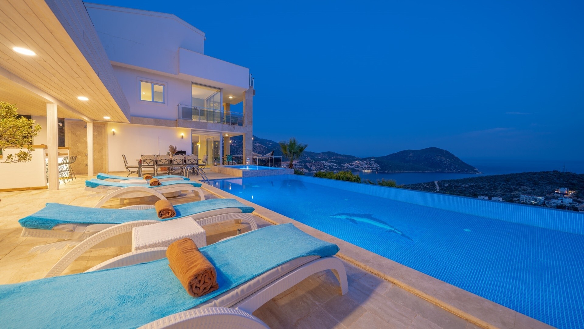 VBK80150 Villa Booking