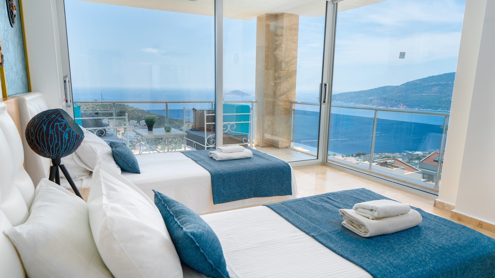 VBK80150 Villa Booking