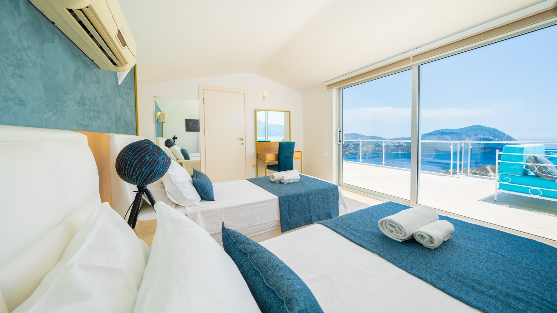 VBK80150 Villa Booking