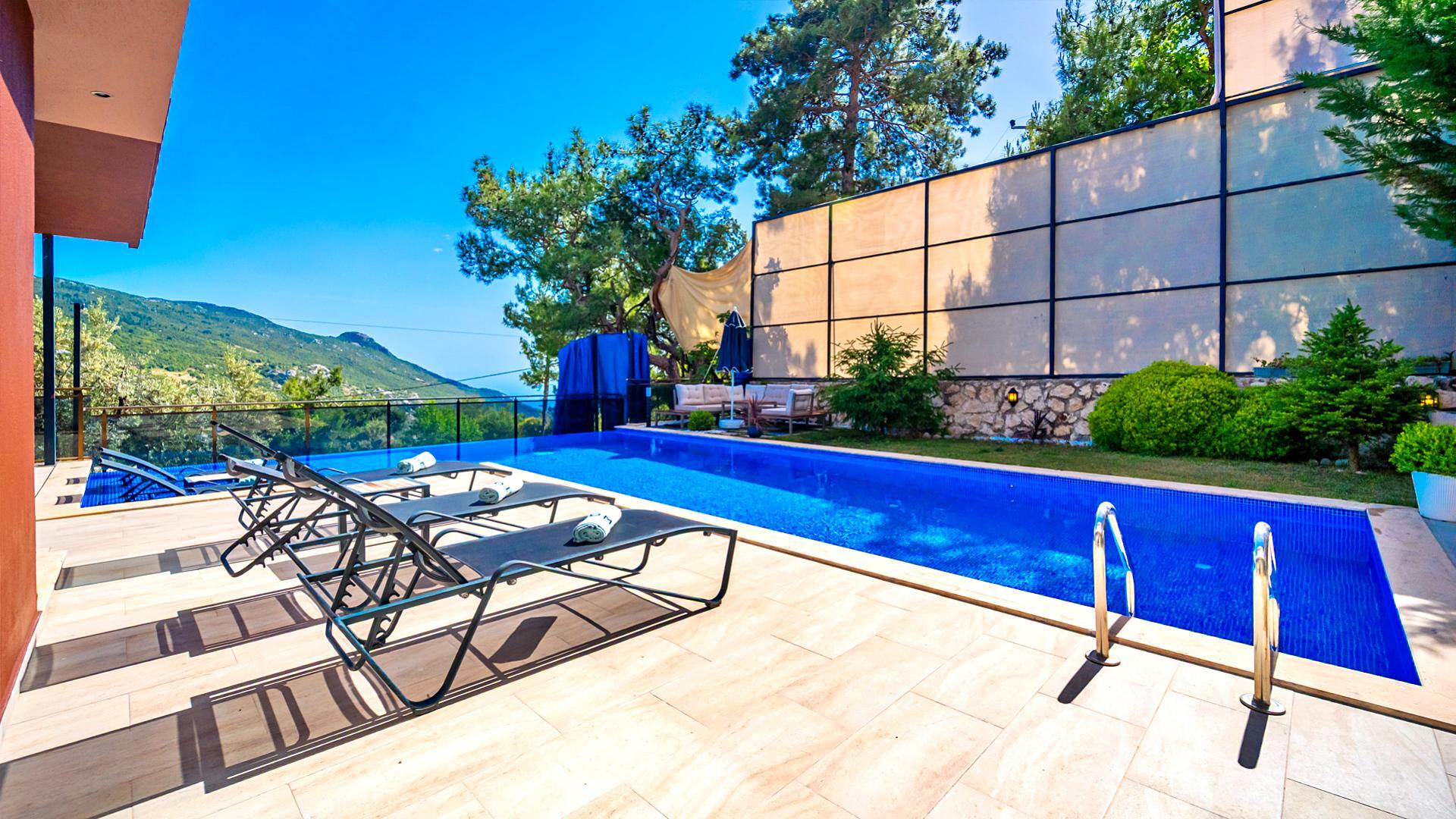 VBK54537 Villa Booking