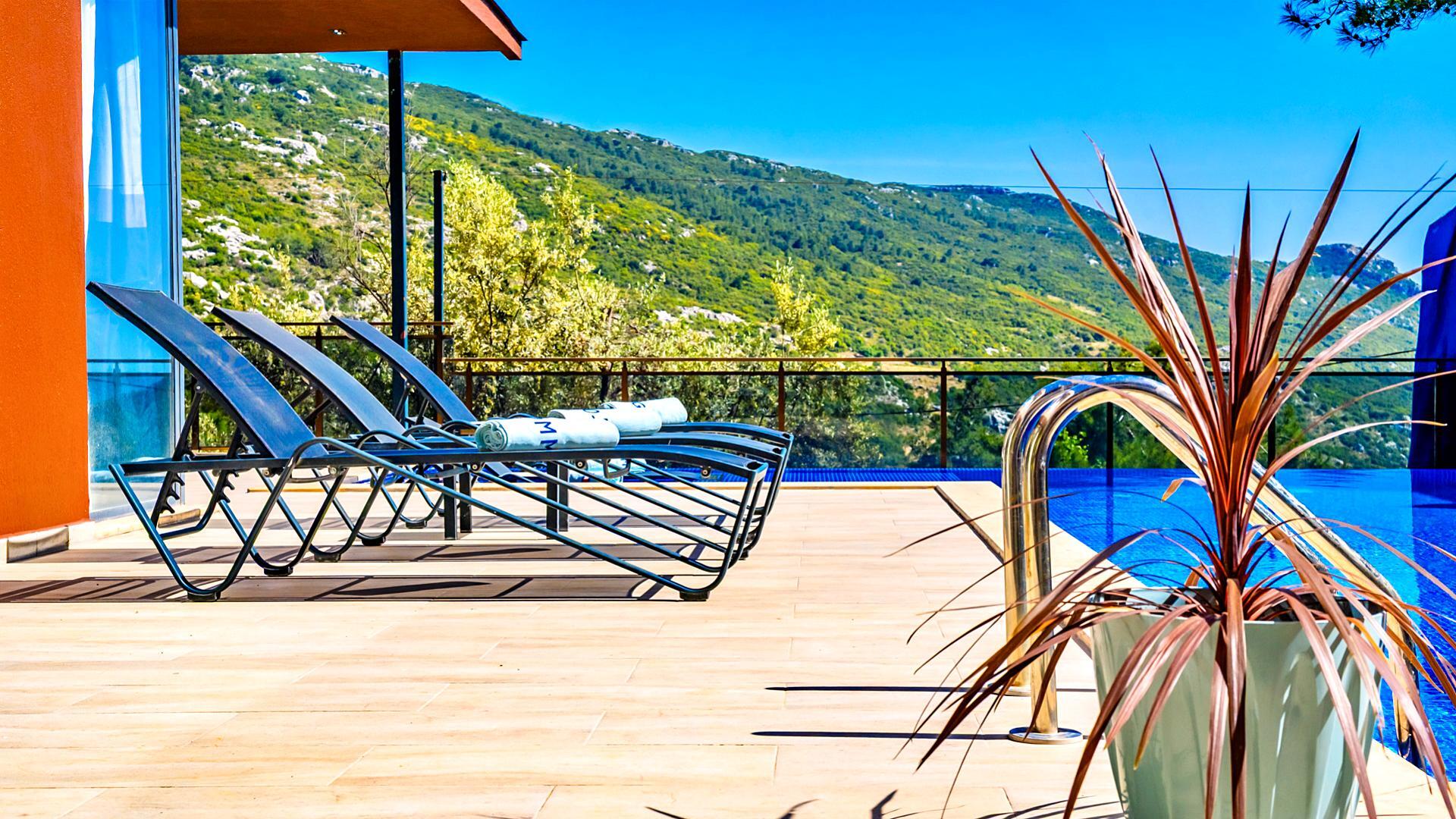 VBK54537 Villa Booking