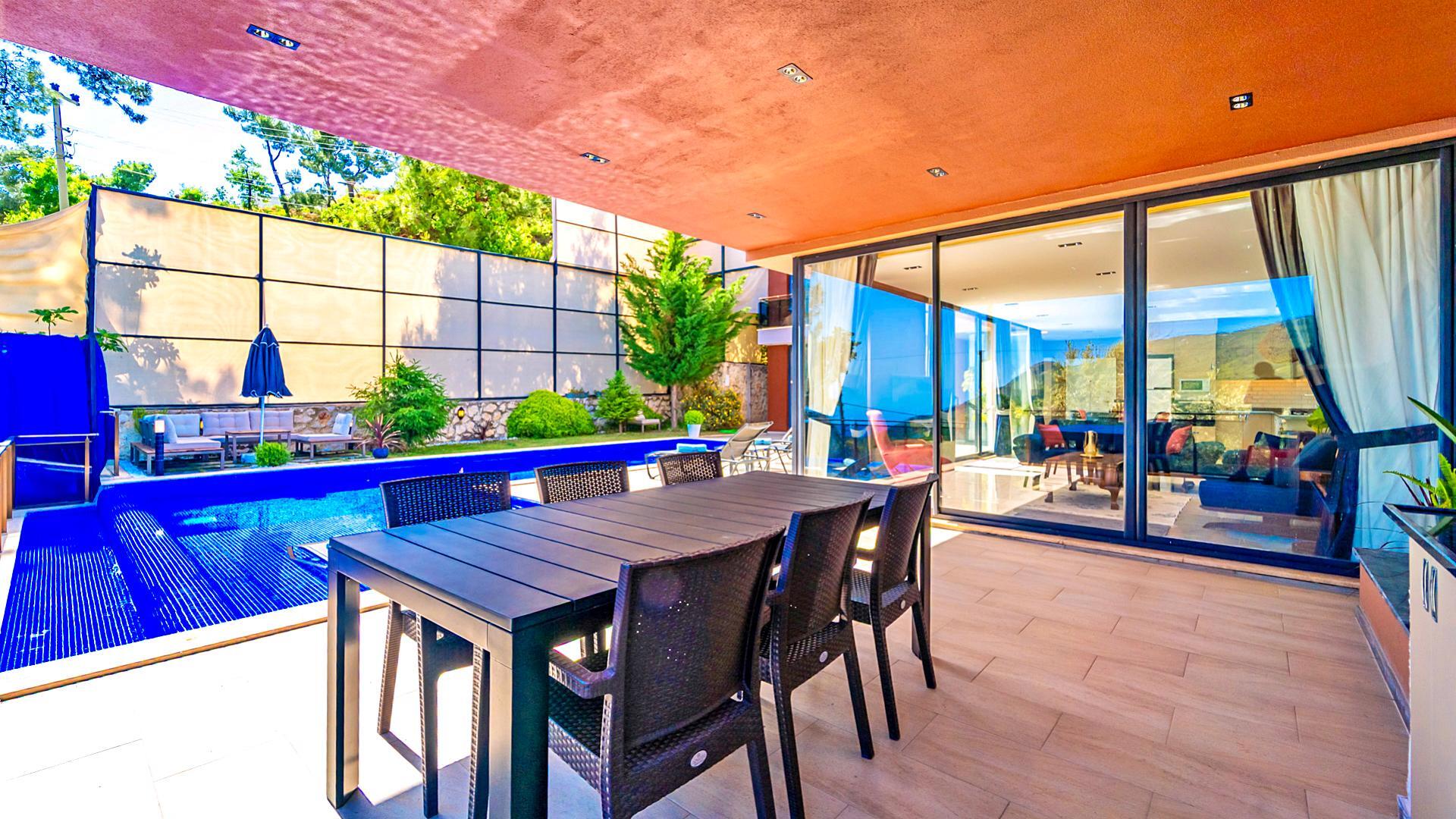 VBK54537 Villa Booking