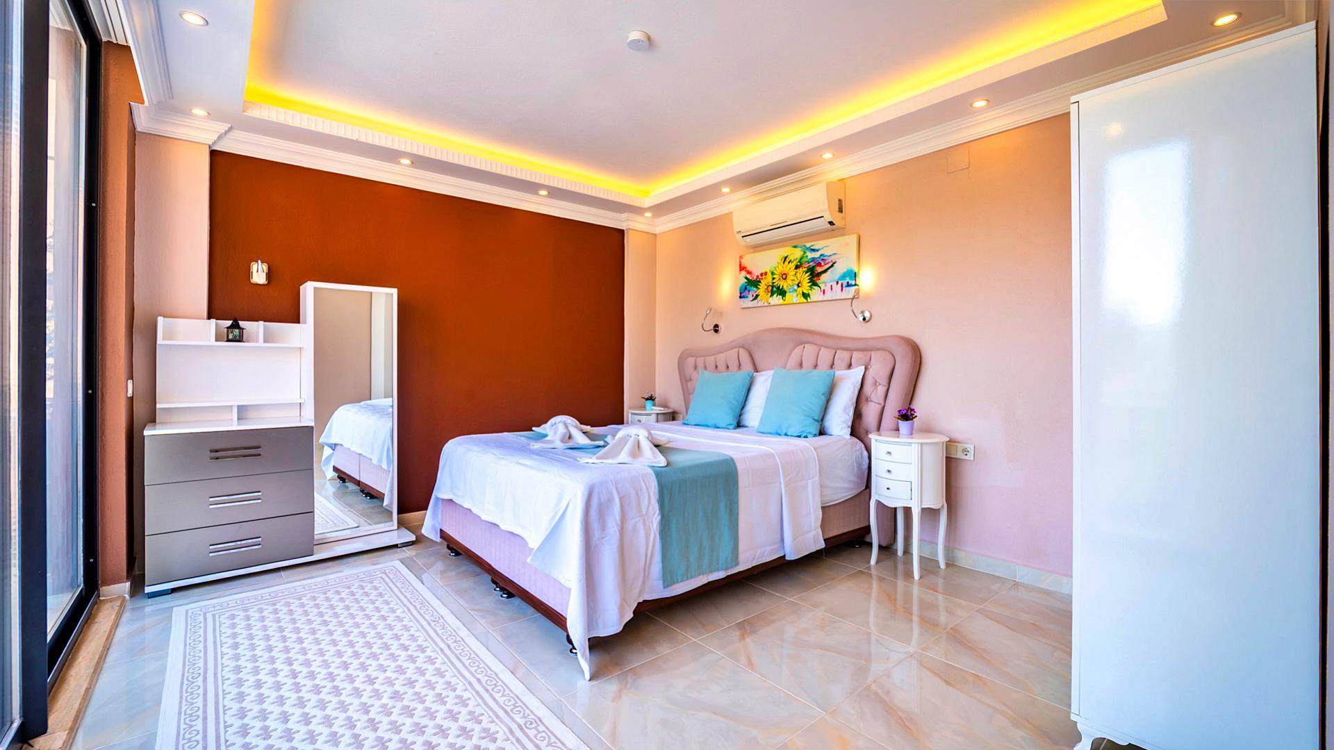 VBK54537 Villa Booking
