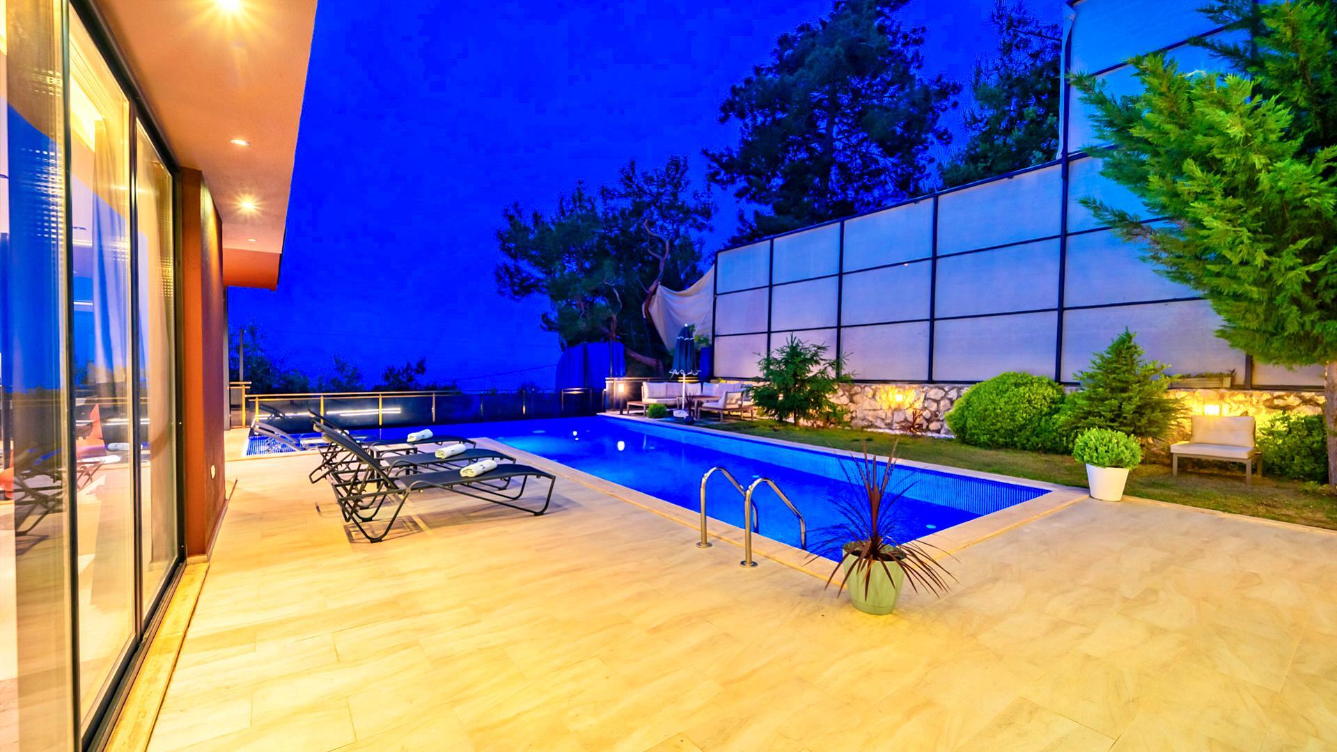 VBK54537 Villa Booking