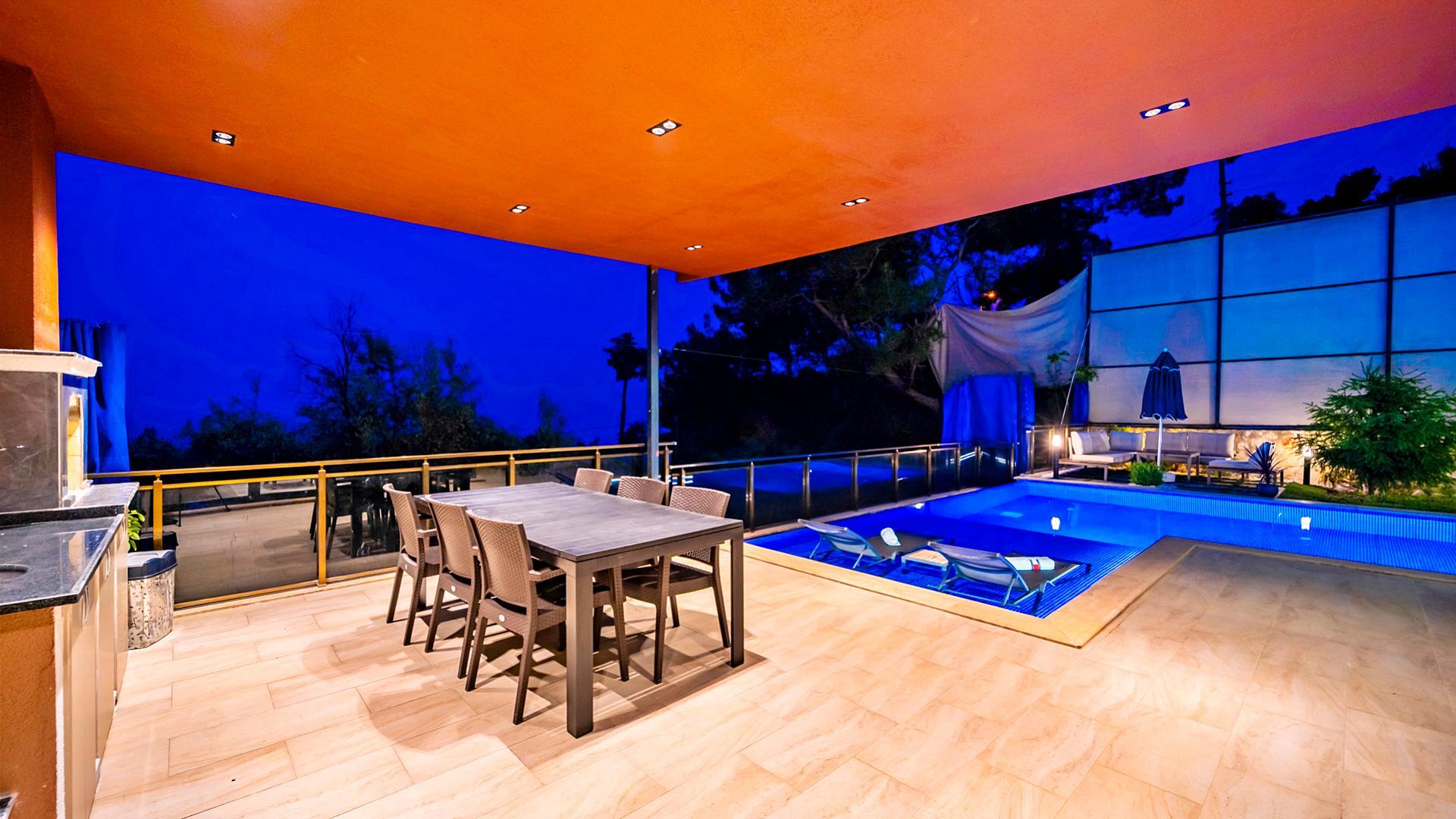 VBK54537 Villa Booking