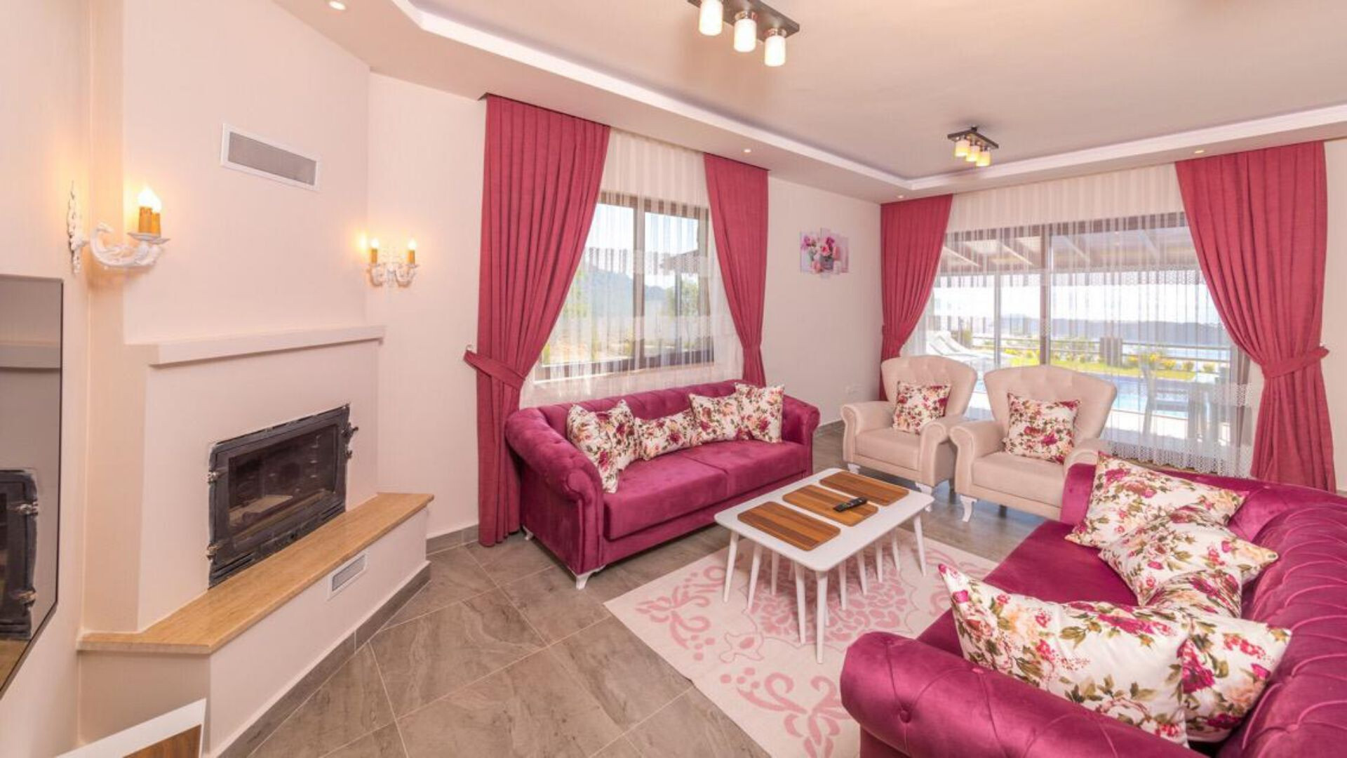 VBK90021 Villa Booking
