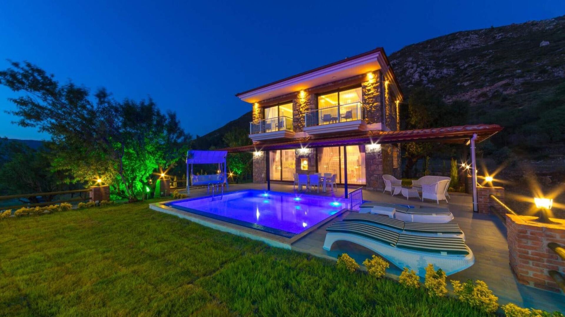 VBK90021 Villa Booking