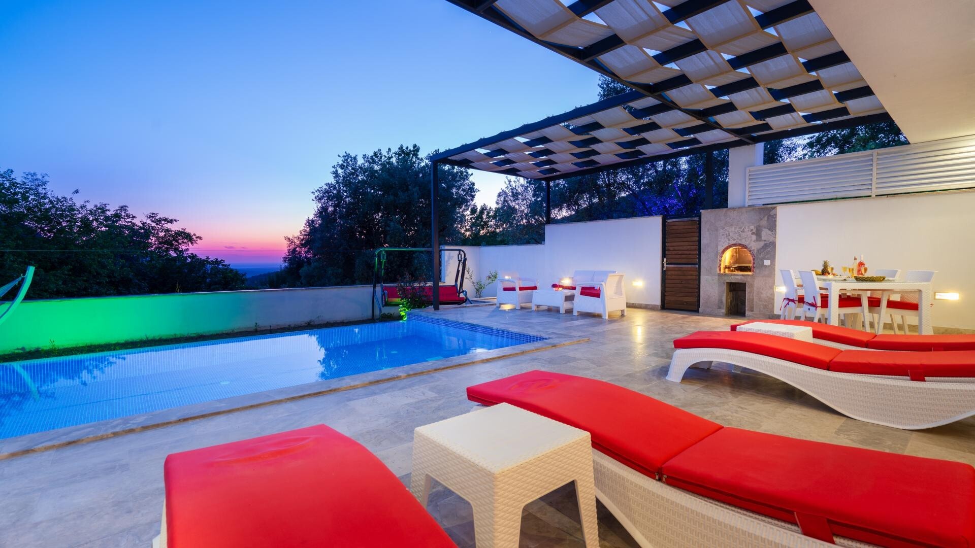 VBK76258 Villa Booking