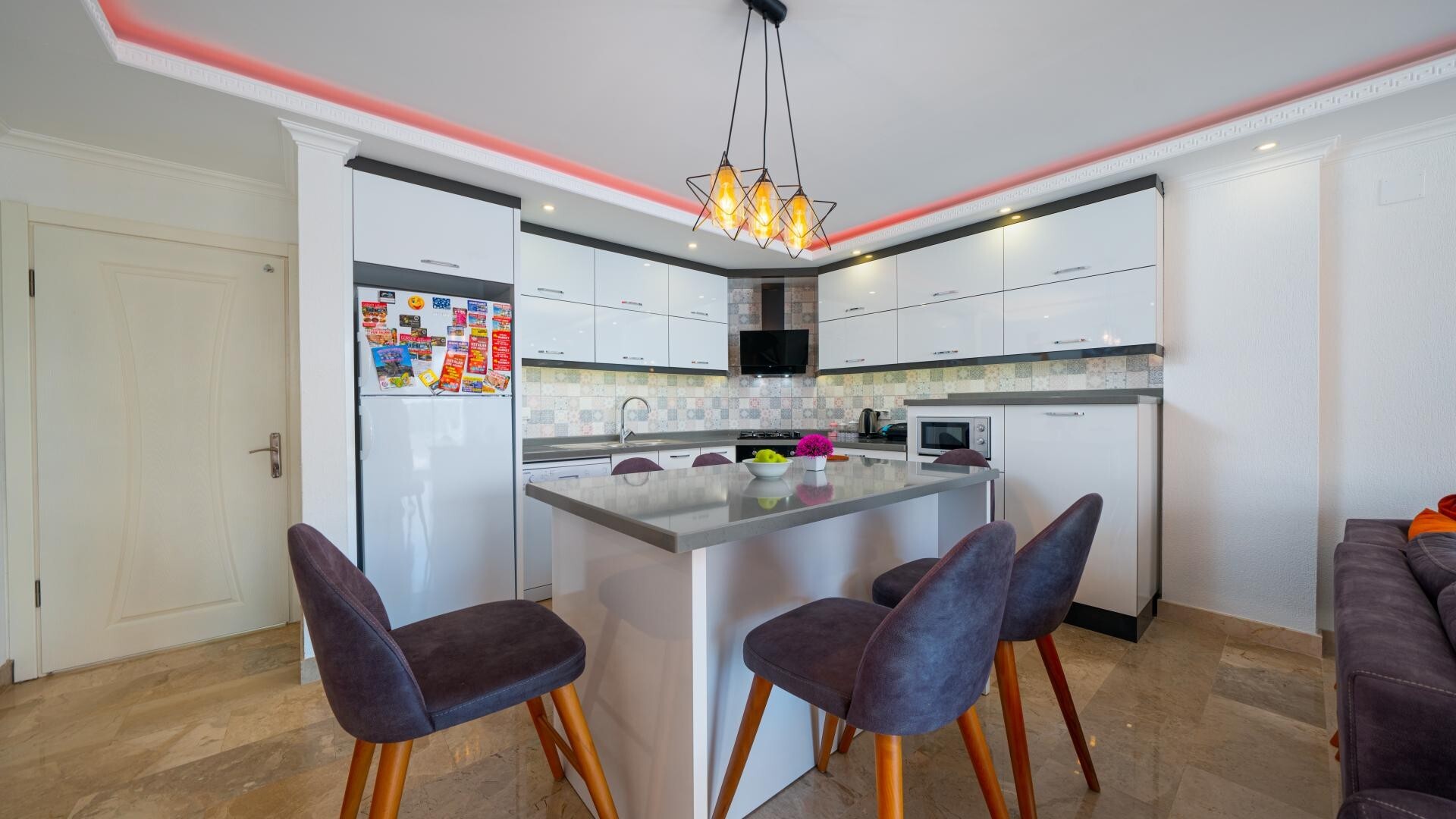 VBK76258 Villa Booking