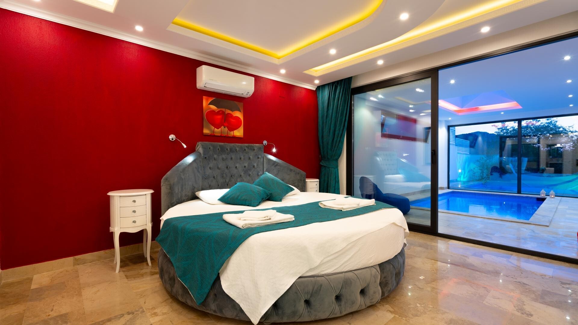 VBK76258 Villa Booking