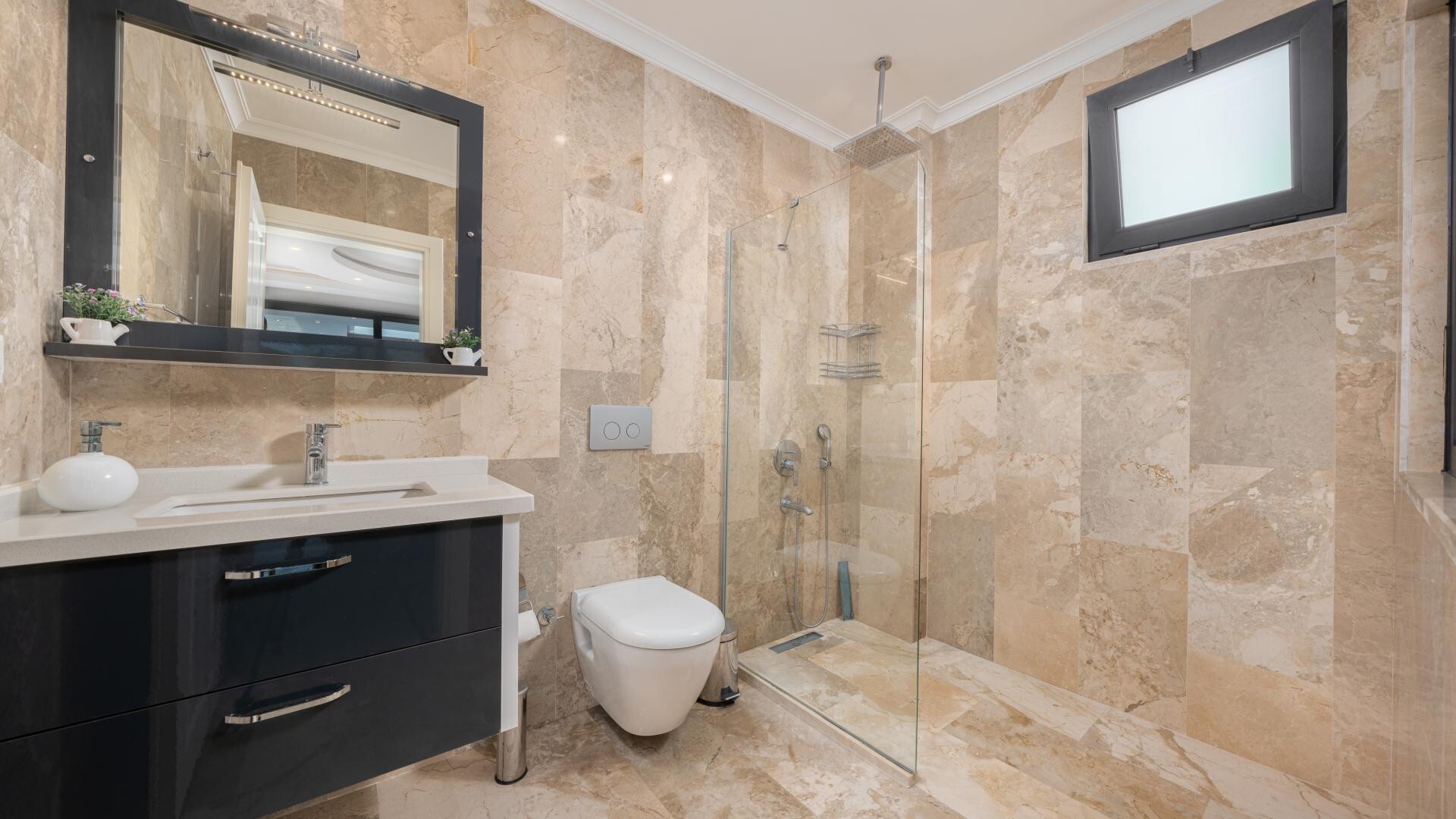 VBK76258 Villa Booking