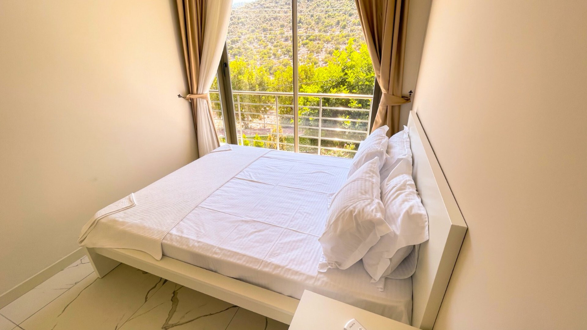 VBK65486 Villa Booking